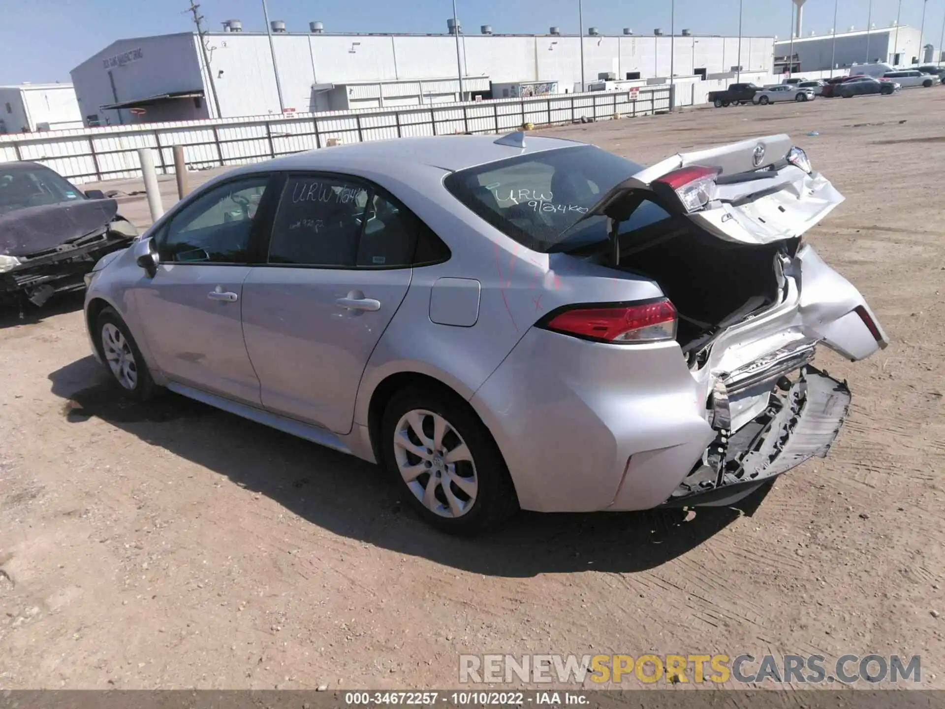 3 Photograph of a damaged car 5YFEPMAE4NP282224 TOYOTA COROLLA 2022