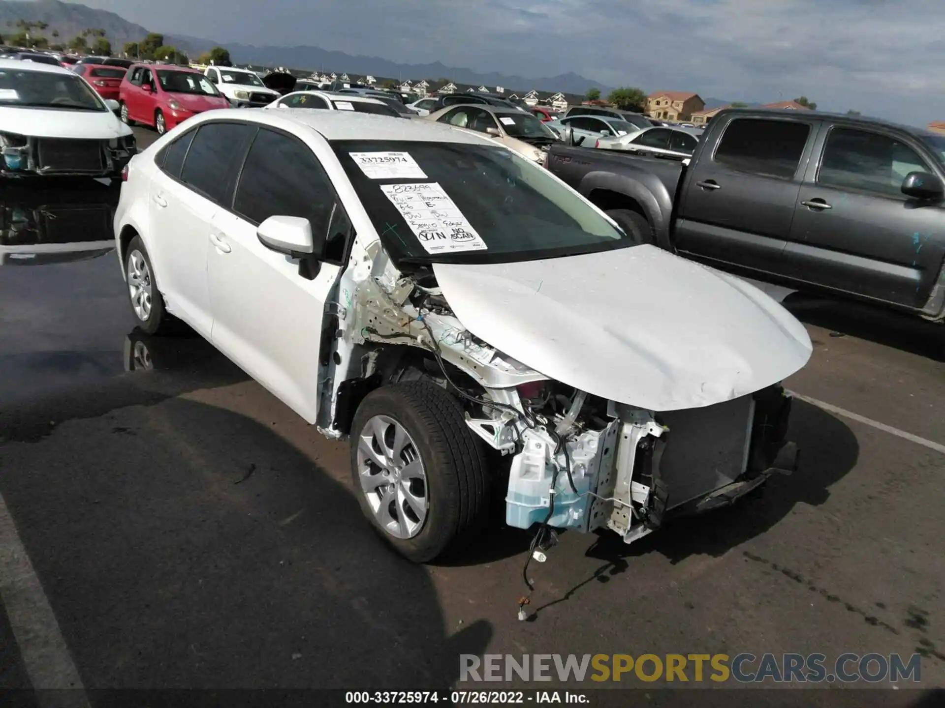 1 Photograph of a damaged car 5YFEPMAE4NP282644 TOYOTA COROLLA 2022