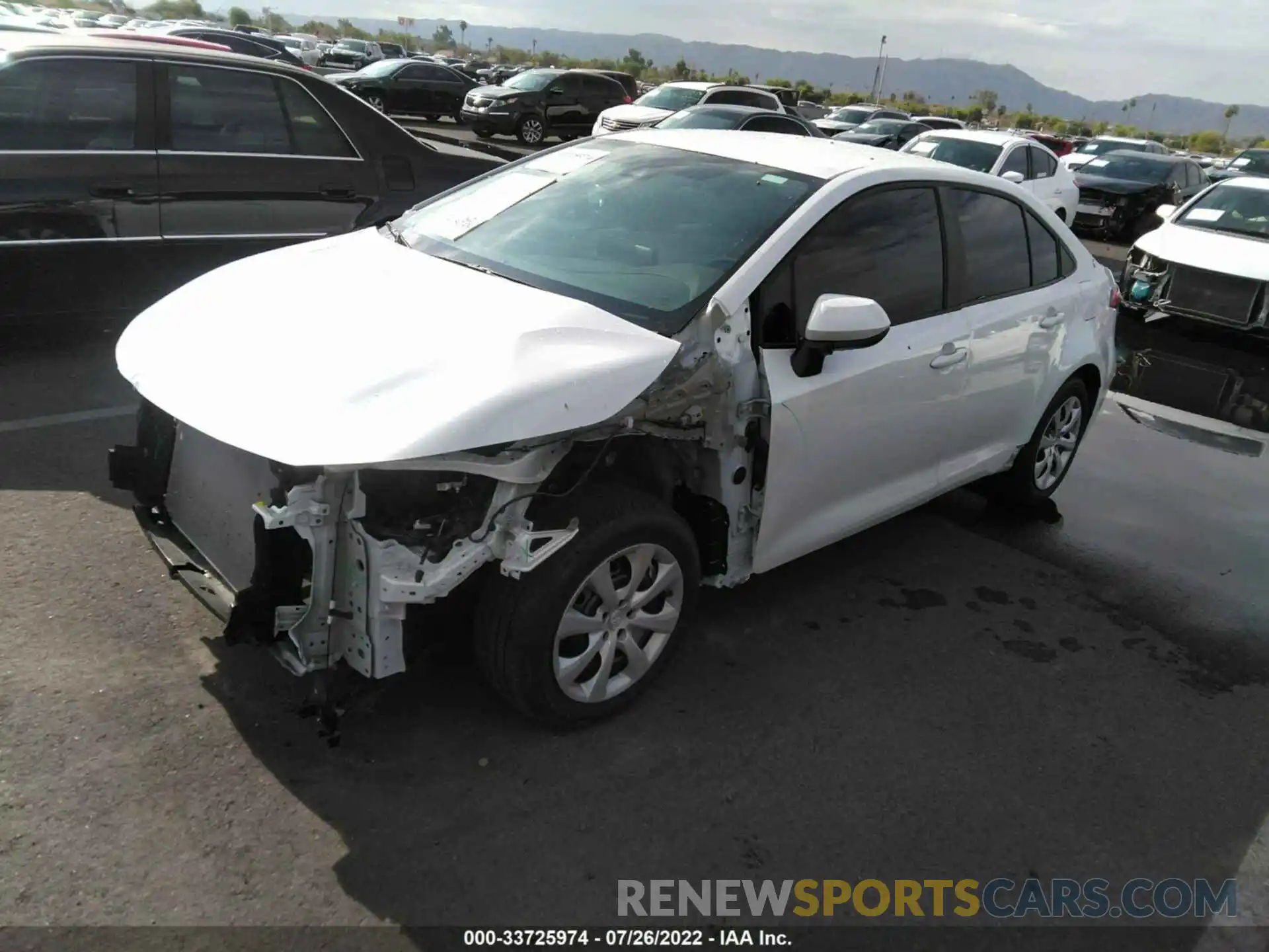 2 Photograph of a damaged car 5YFEPMAE4NP282644 TOYOTA COROLLA 2022