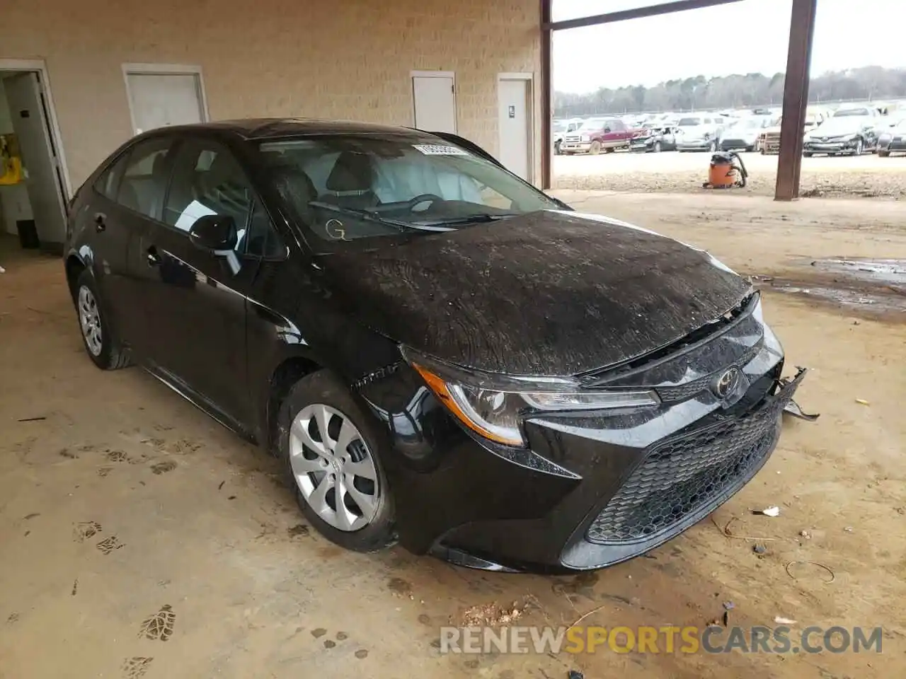 1 Photograph of a damaged car 5YFEPMAE4NP282921 TOYOTA COROLLA 2022