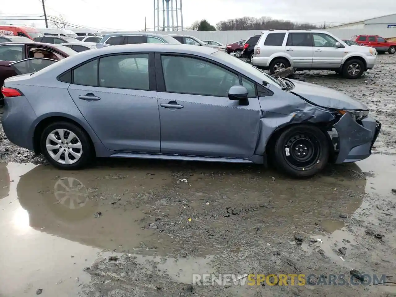 9 Photograph of a damaged car 5YFEPMAE4NP283969 TOYOTA COROLLA 2022