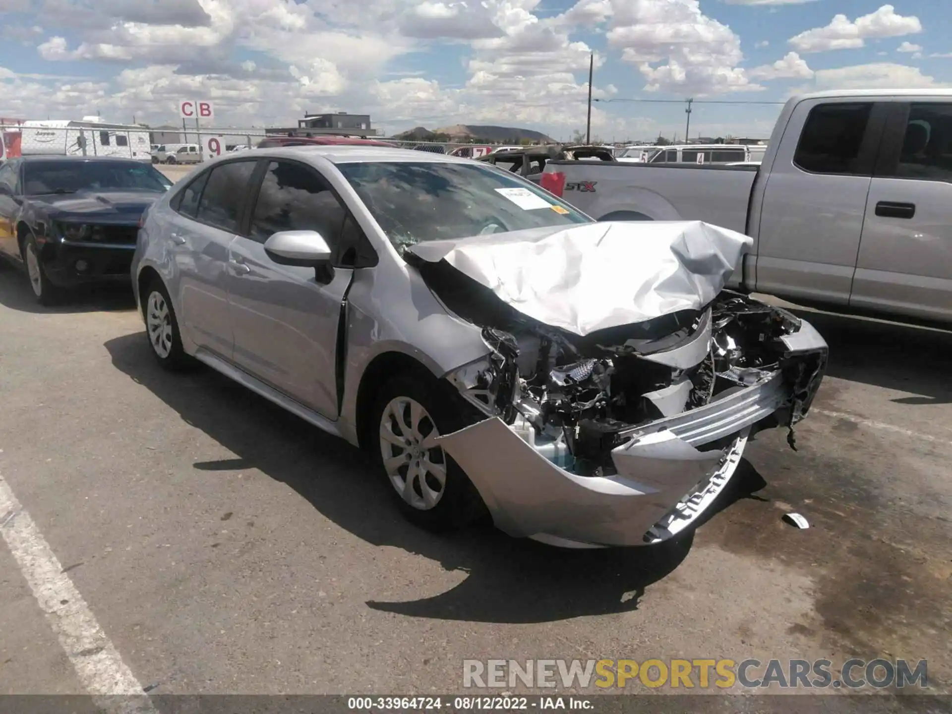 1 Photograph of a damaged car 5YFEPMAE4NP285687 TOYOTA COROLLA 2022