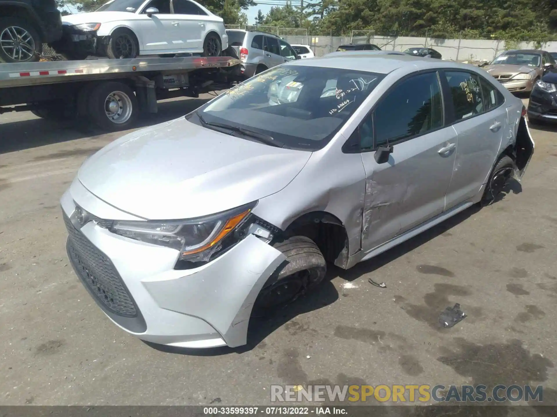 2 Photograph of a damaged car 5YFEPMAE4NP287519 TOYOTA COROLLA 2022