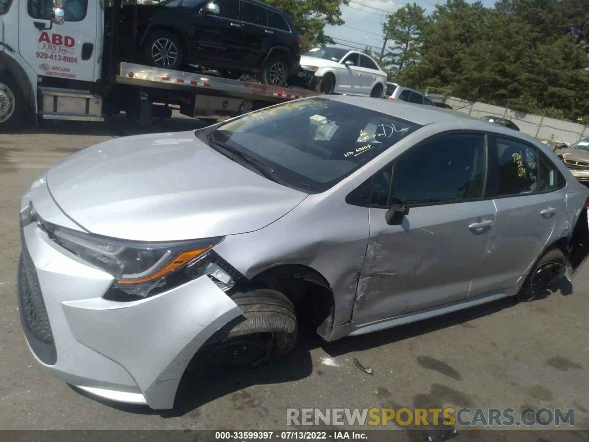 6 Photograph of a damaged car 5YFEPMAE4NP287519 TOYOTA COROLLA 2022