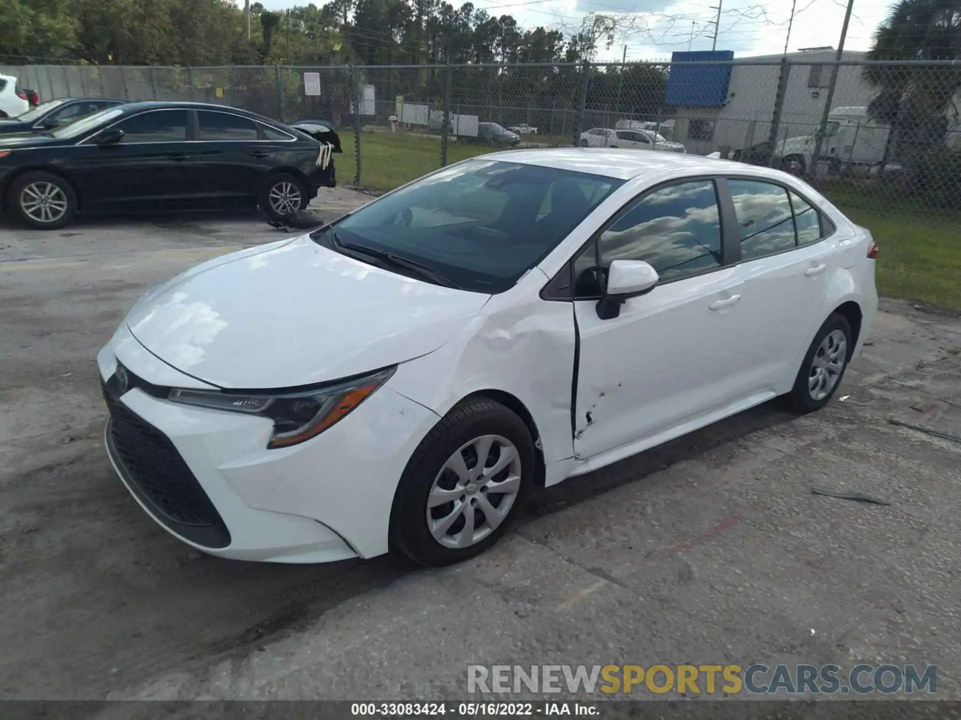 2 Photograph of a damaged car 5YFEPMAE4NP292168 TOYOTA COROLLA 2022