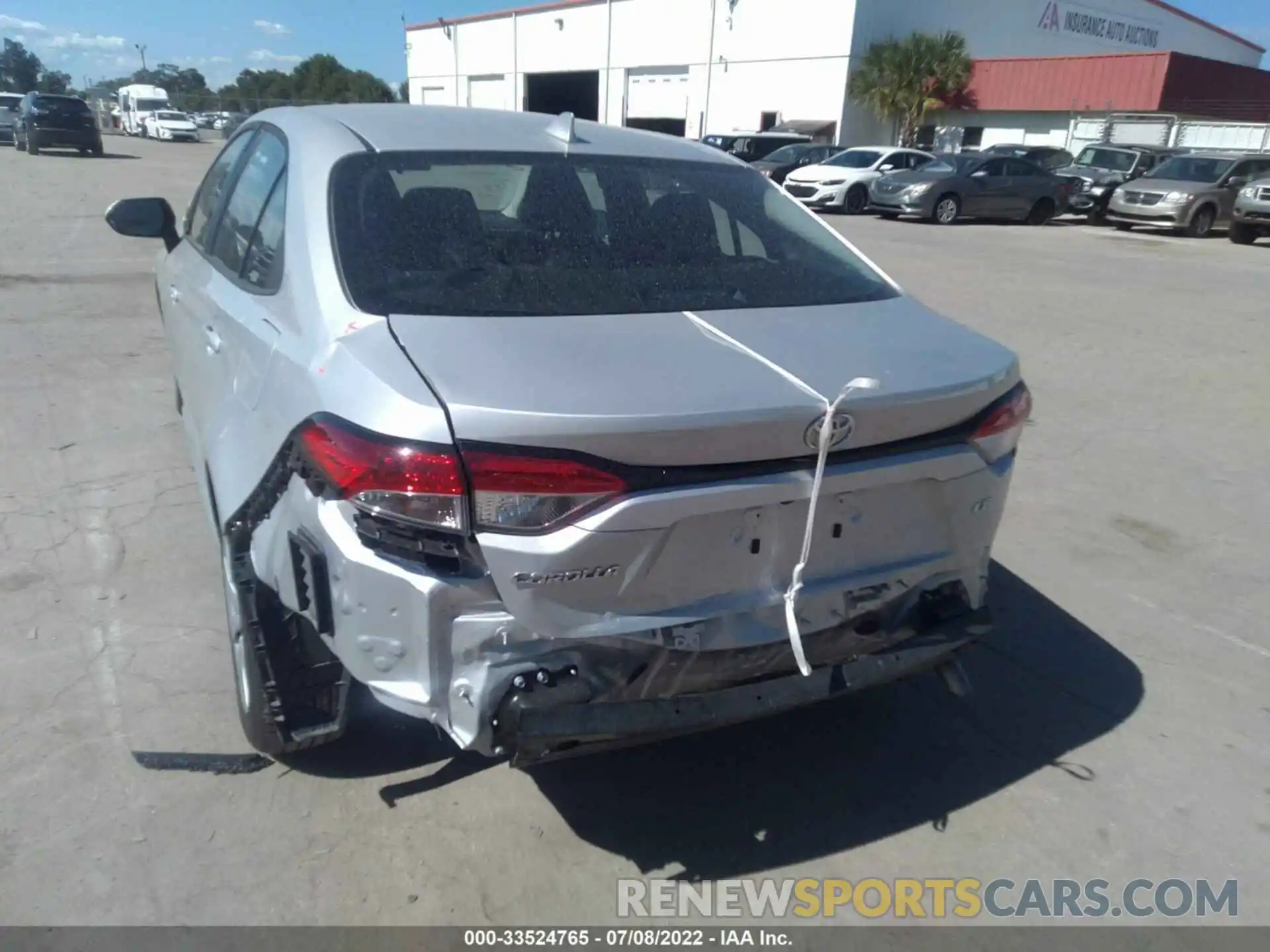 6 Photograph of a damaged car 5YFEPMAE4NP308157 TOYOTA COROLLA 2022