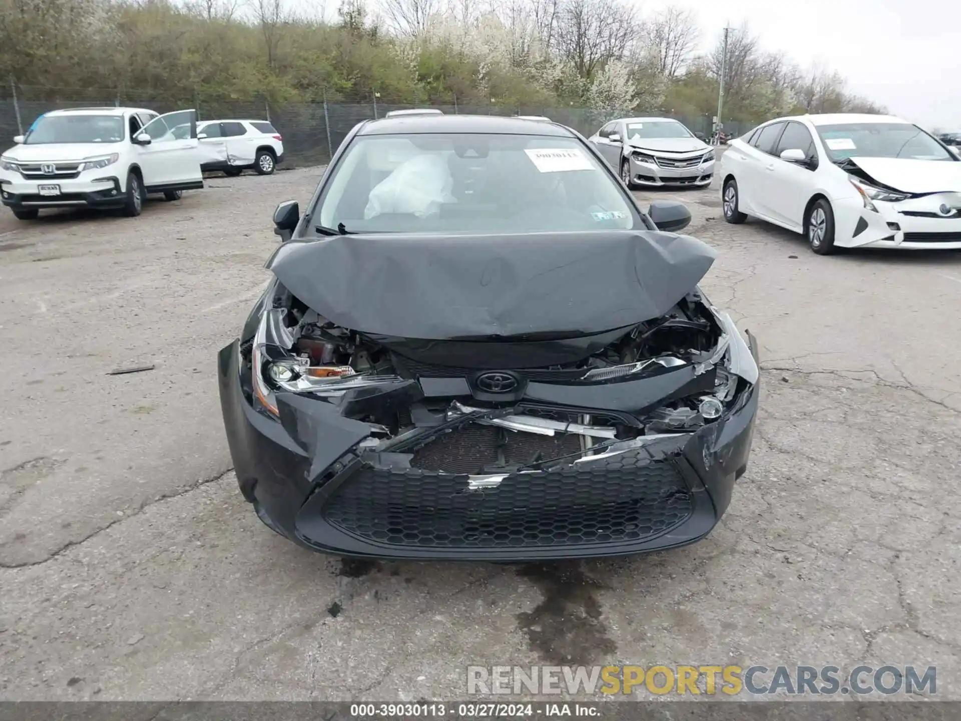 13 Photograph of a damaged car 5YFEPMAE4NP309311 TOYOTA COROLLA 2022