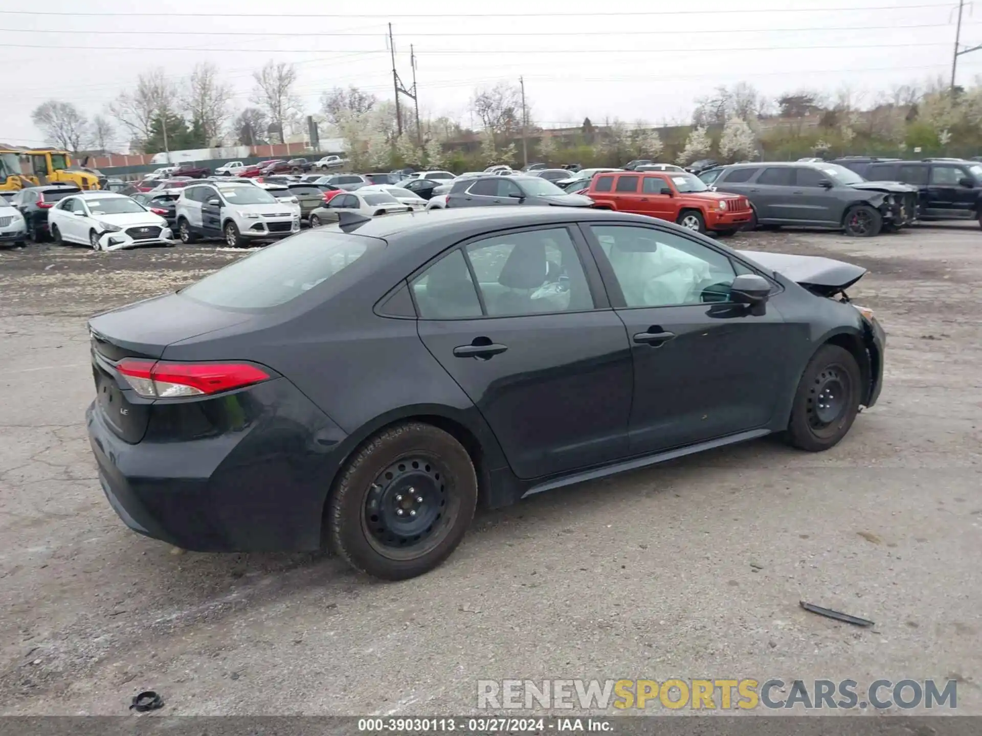 4 Photograph of a damaged car 5YFEPMAE4NP309311 TOYOTA COROLLA 2022