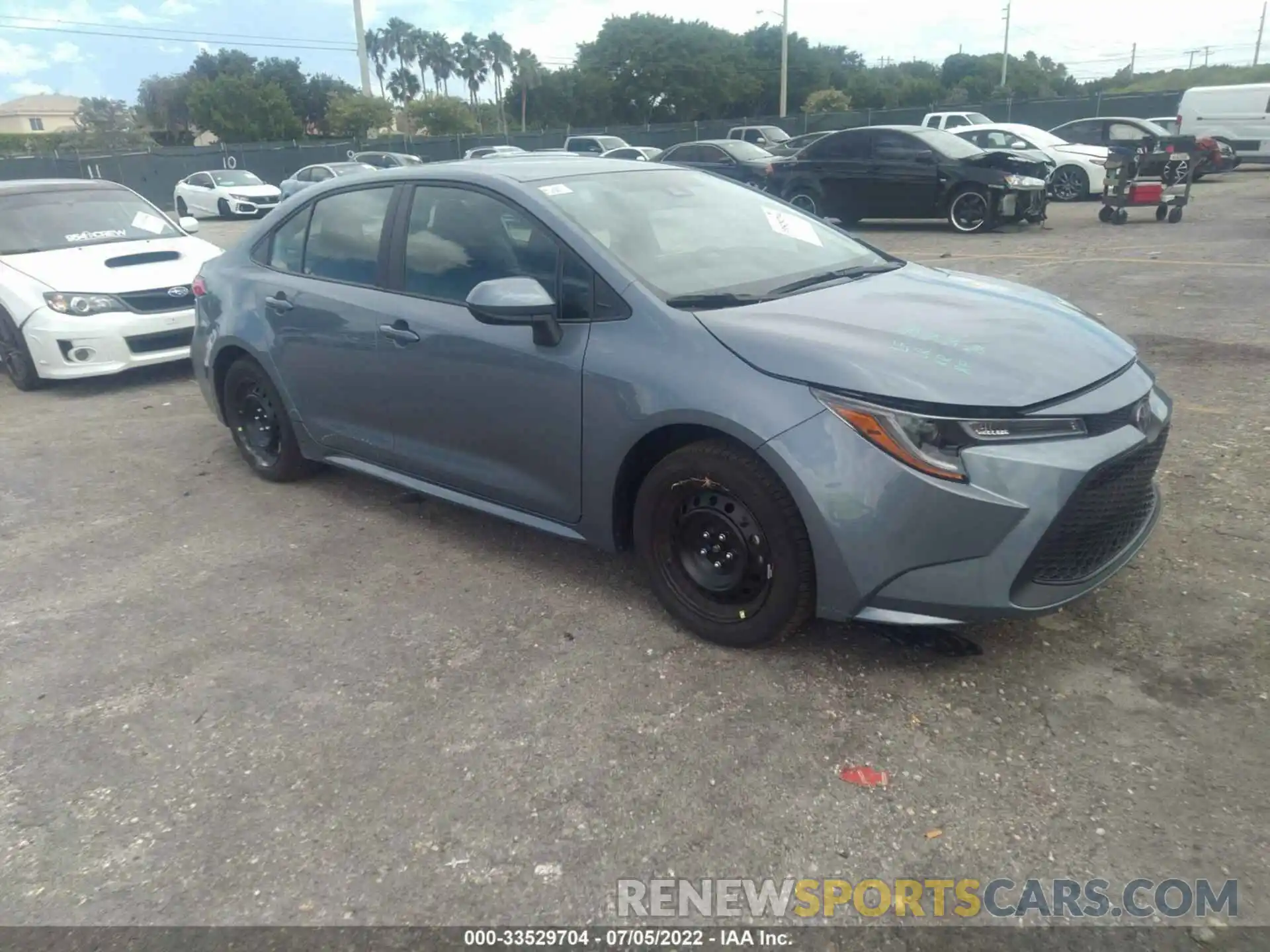 1 Photograph of a damaged car 5YFEPMAE4NP313665 TOYOTA COROLLA 2022