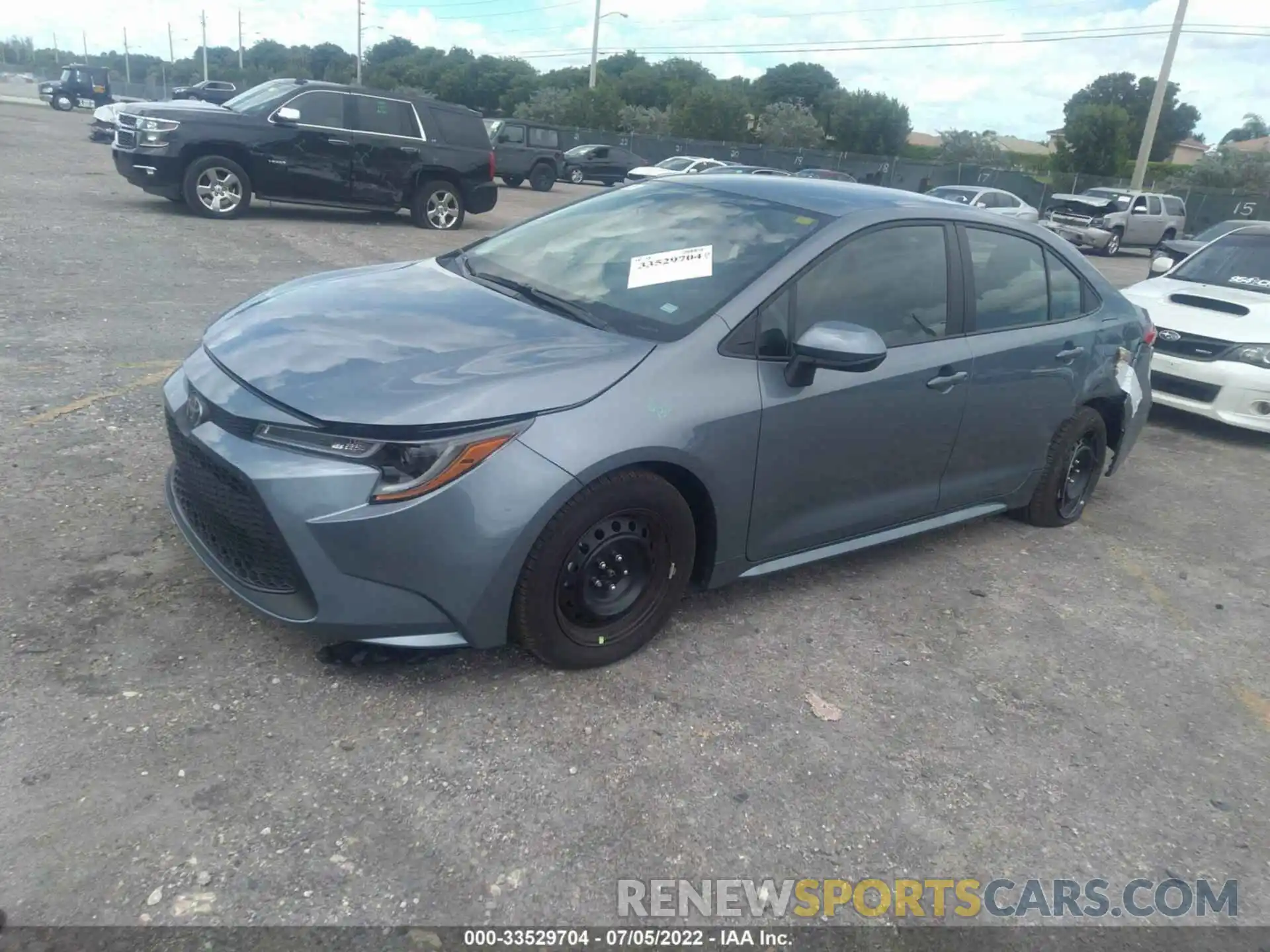 2 Photograph of a damaged car 5YFEPMAE4NP313665 TOYOTA COROLLA 2022