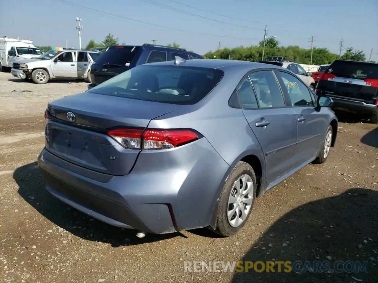 4 Photograph of a damaged car 5YFEPMAE4NP321734 TOYOTA COROLLA 2022