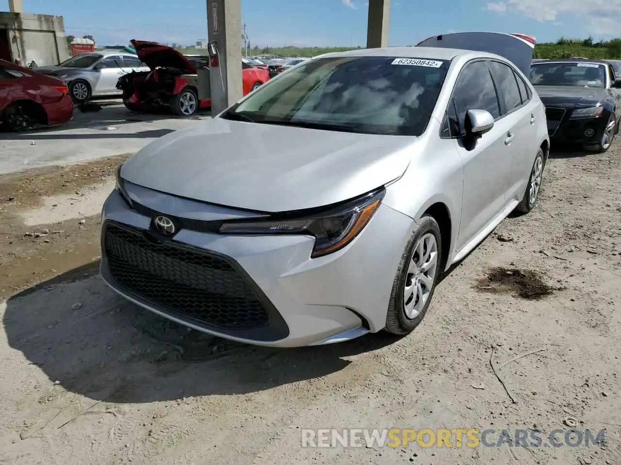 2 Photograph of a damaged car 5YFEPMAE4NP361814 TOYOTA COROLLA 2022