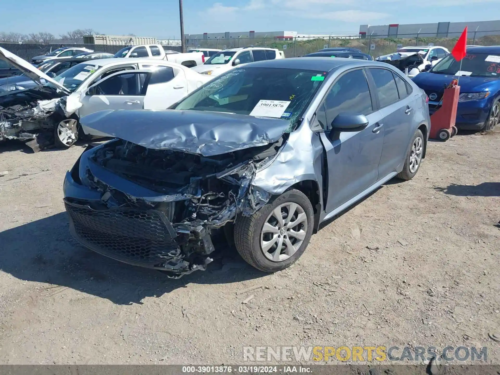 2 Photograph of a damaged car 5YFEPMAE4NP375096 TOYOTA COROLLA 2022