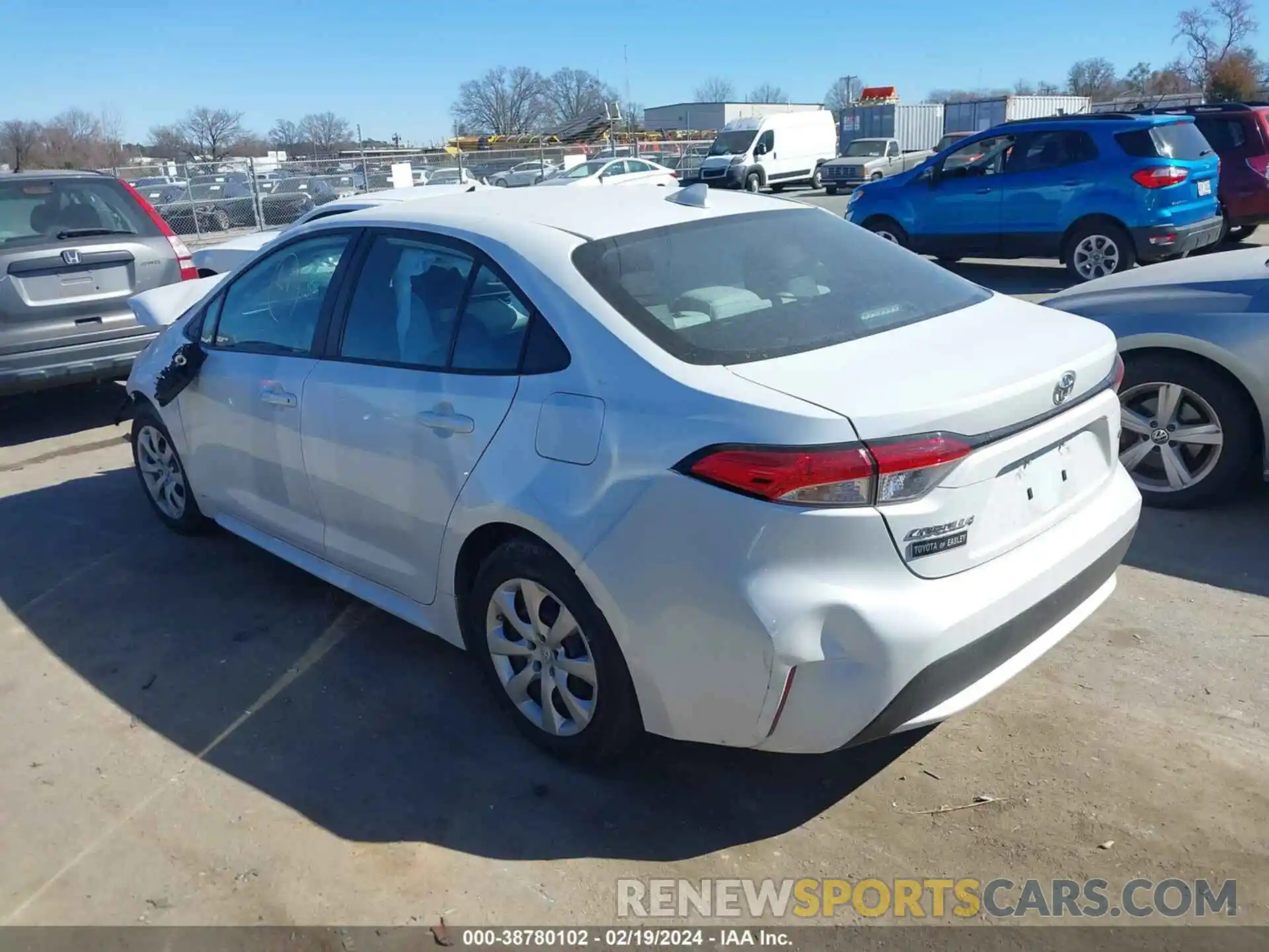 3 Photograph of a damaged car 5YFEPMAE4NP378564 TOYOTA COROLLA 2022