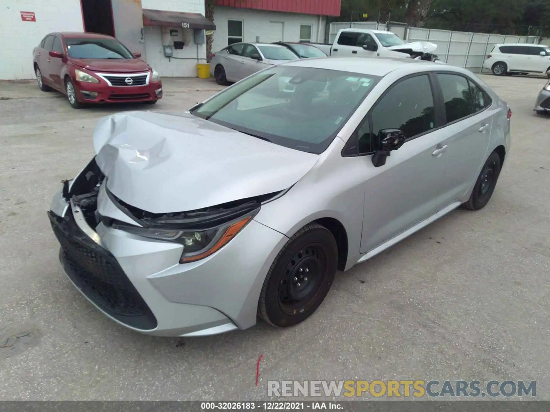 2 Photograph of a damaged car 5YFEPMAE5NP272401 TOYOTA COROLLA 2022