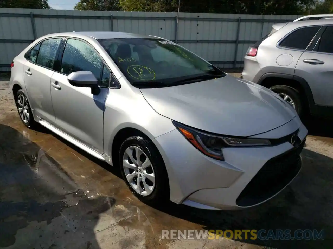 1 Photograph of a damaged car 5YFEPMAE5NP272544 TOYOTA COROLLA 2022