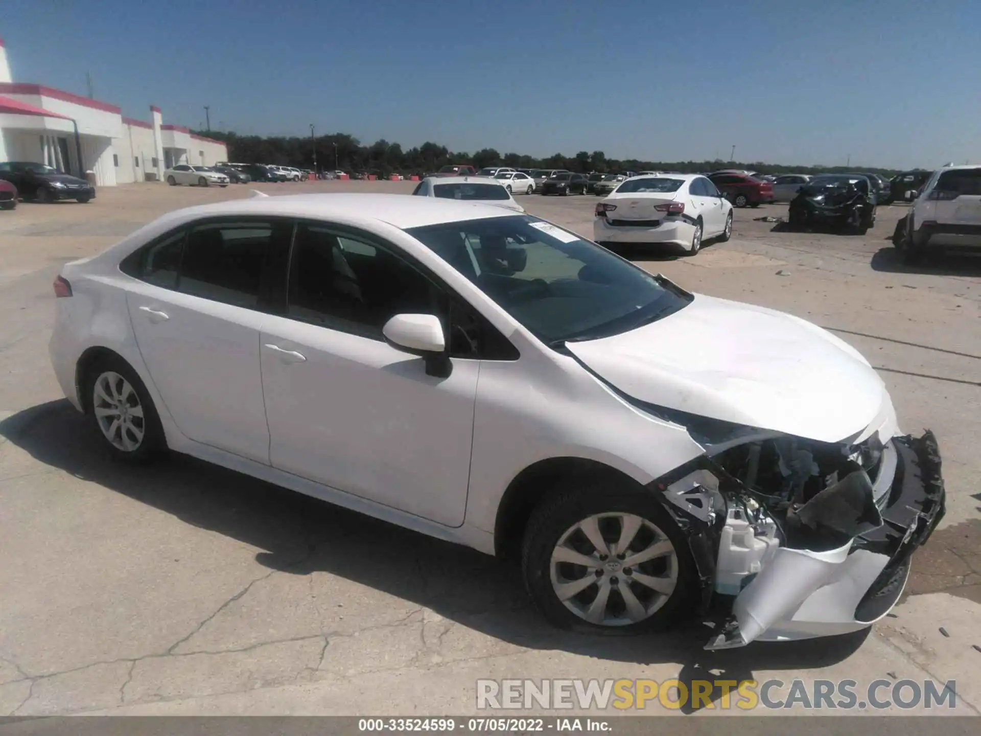 1 Photograph of a damaged car 5YFEPMAE5NP279610 TOYOTA COROLLA 2022