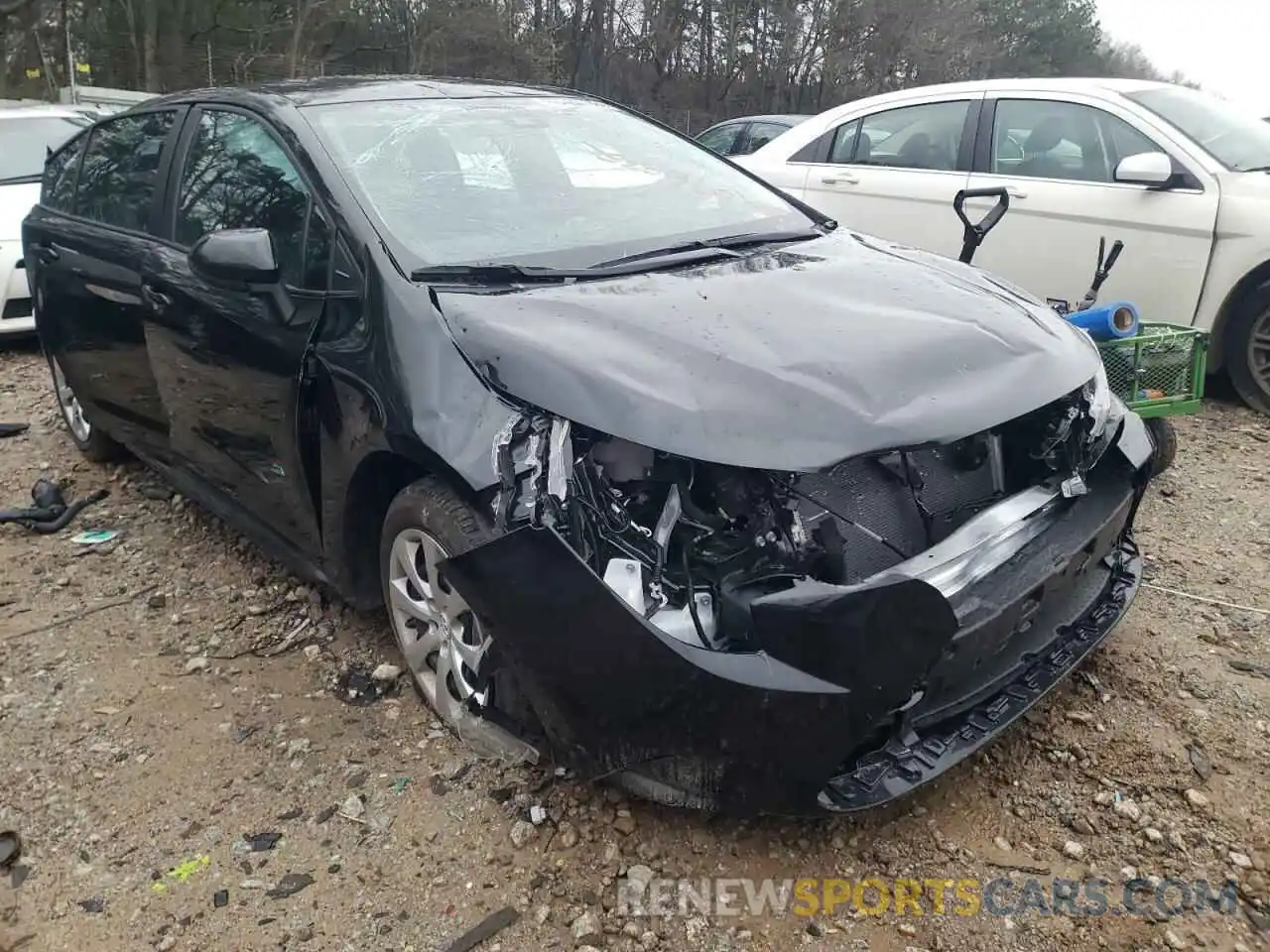 1 Photograph of a damaged car 5YFEPMAE5NP280059 TOYOTA COROLLA 2022