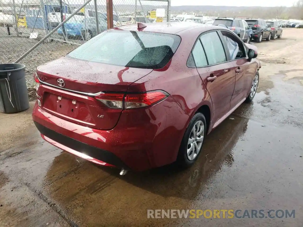 4 Photograph of a damaged car 5YFEPMAE5NP282927 TOYOTA COROLLA 2022