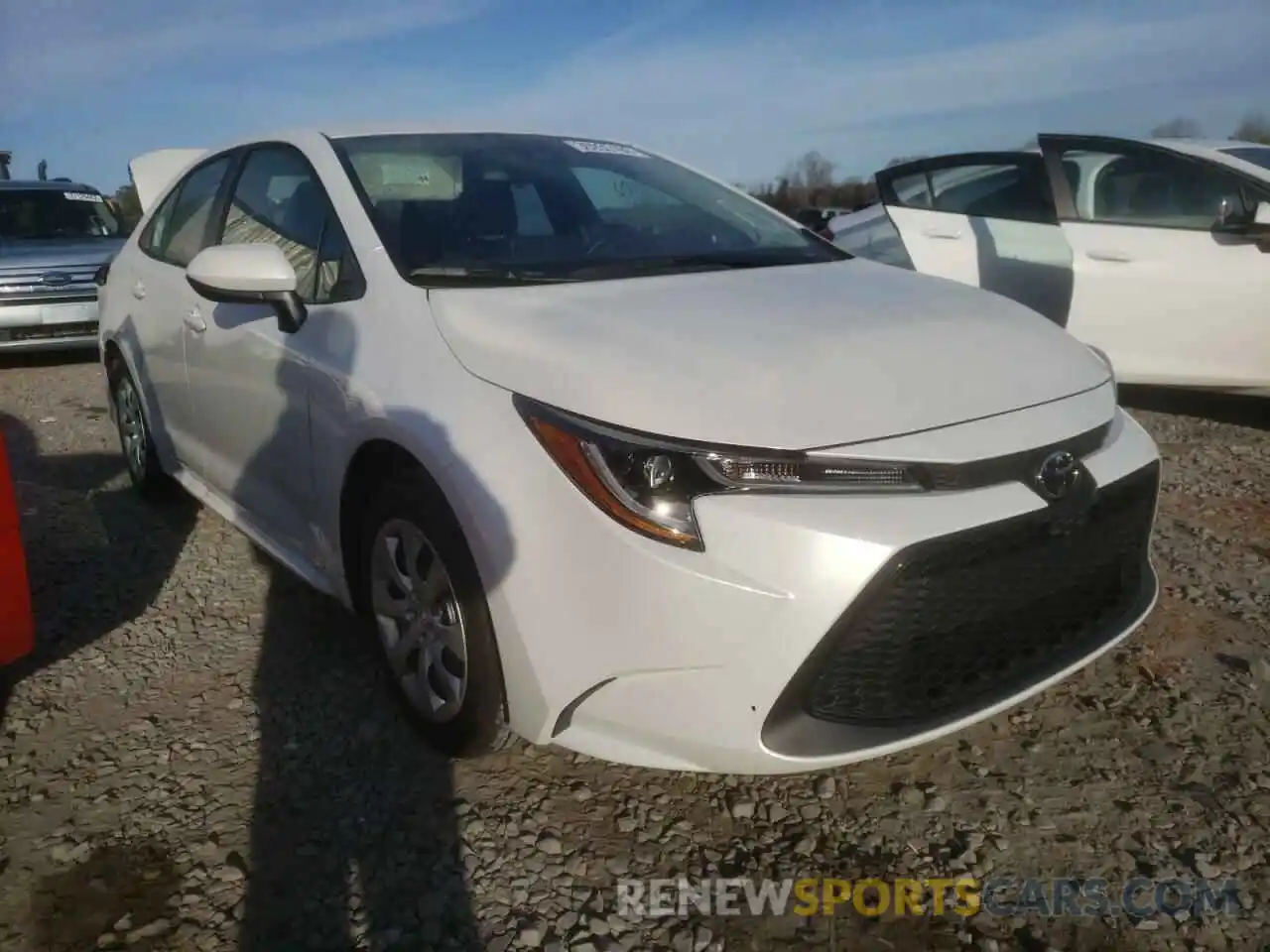 1 Photograph of a damaged car 5YFEPMAE5NP285701 TOYOTA COROLLA 2022