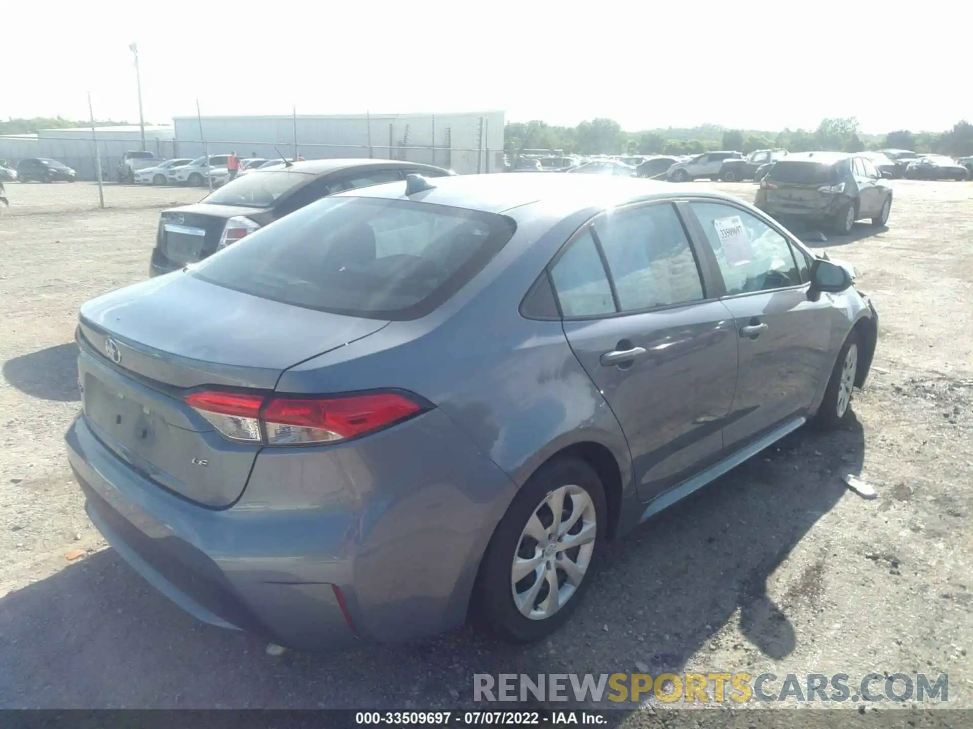 4 Photograph of a damaged car 5YFEPMAE5NP287996 TOYOTA COROLLA 2022