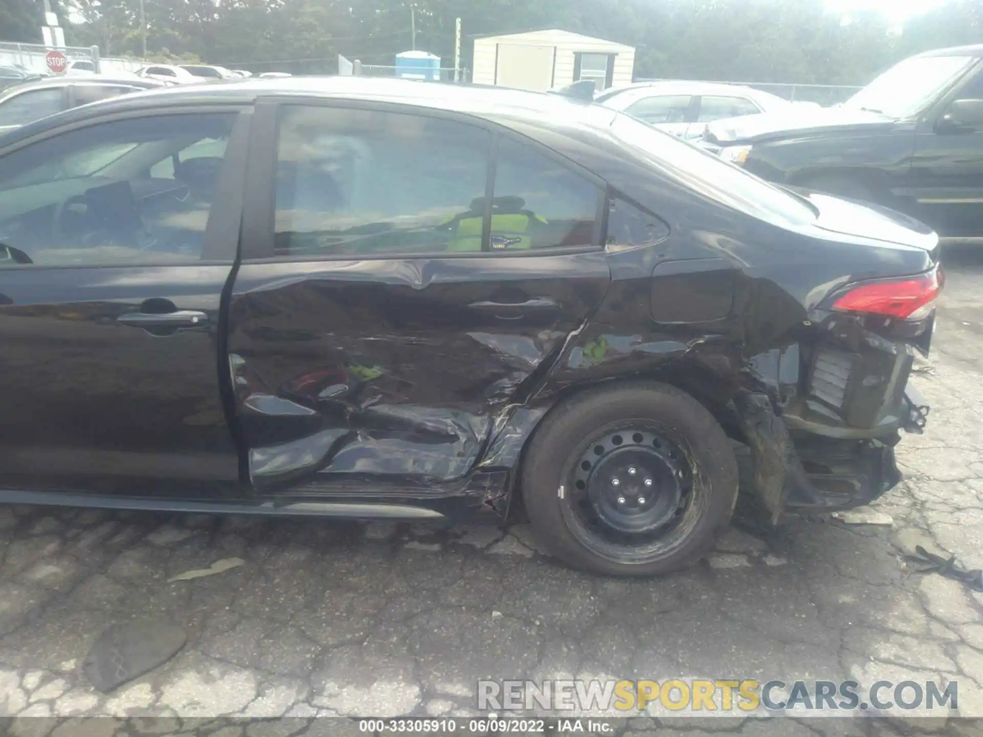 6 Photograph of a damaged car 5YFEPMAE5NP288274 TOYOTA COROLLA 2022