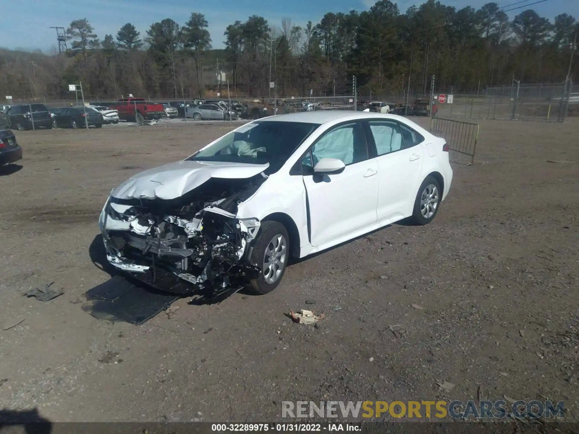 2 Photograph of a damaged car 5YFEPMAE5NP289909 TOYOTA COROLLA 2022