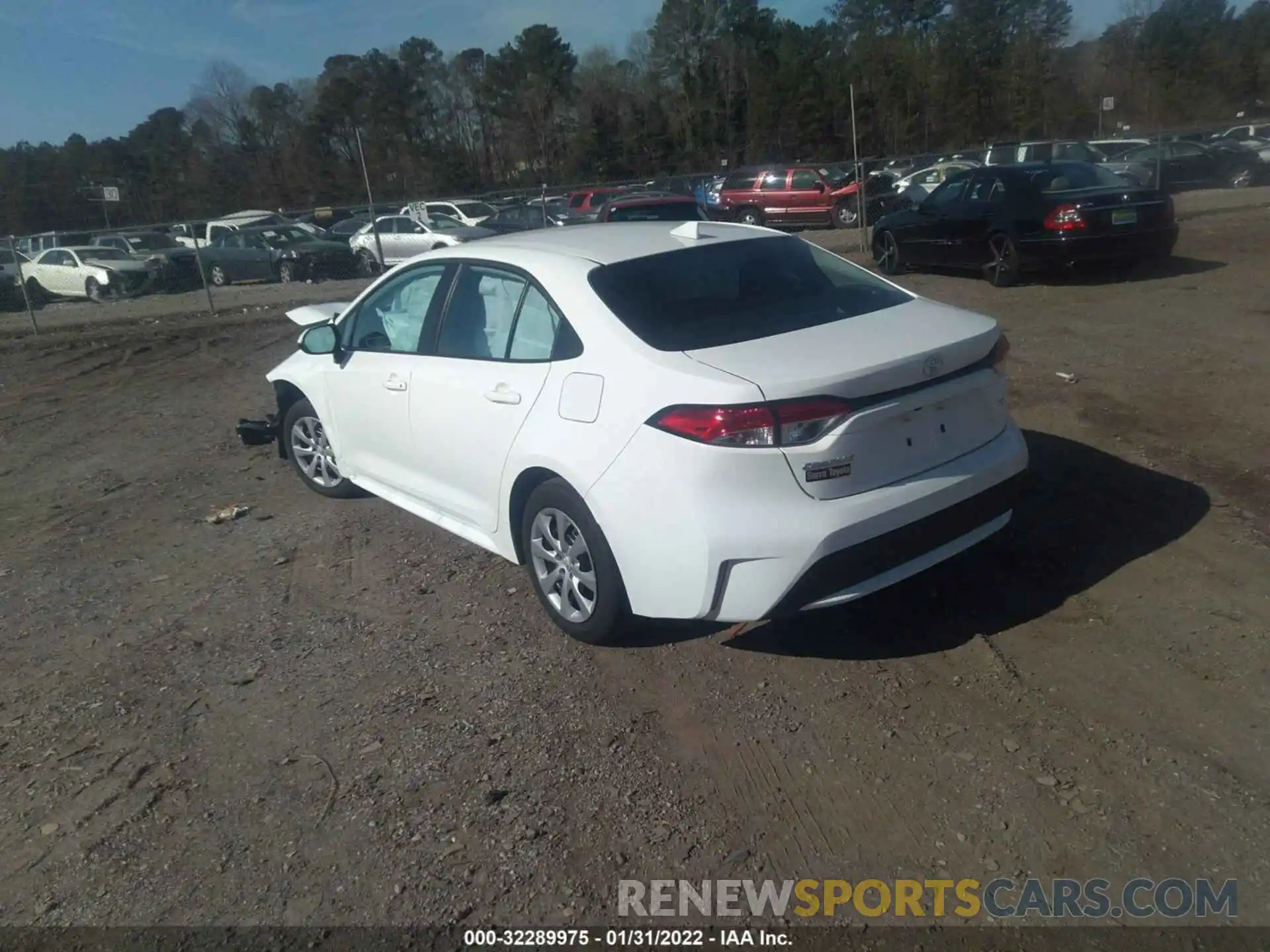 3 Photograph of a damaged car 5YFEPMAE5NP289909 TOYOTA COROLLA 2022