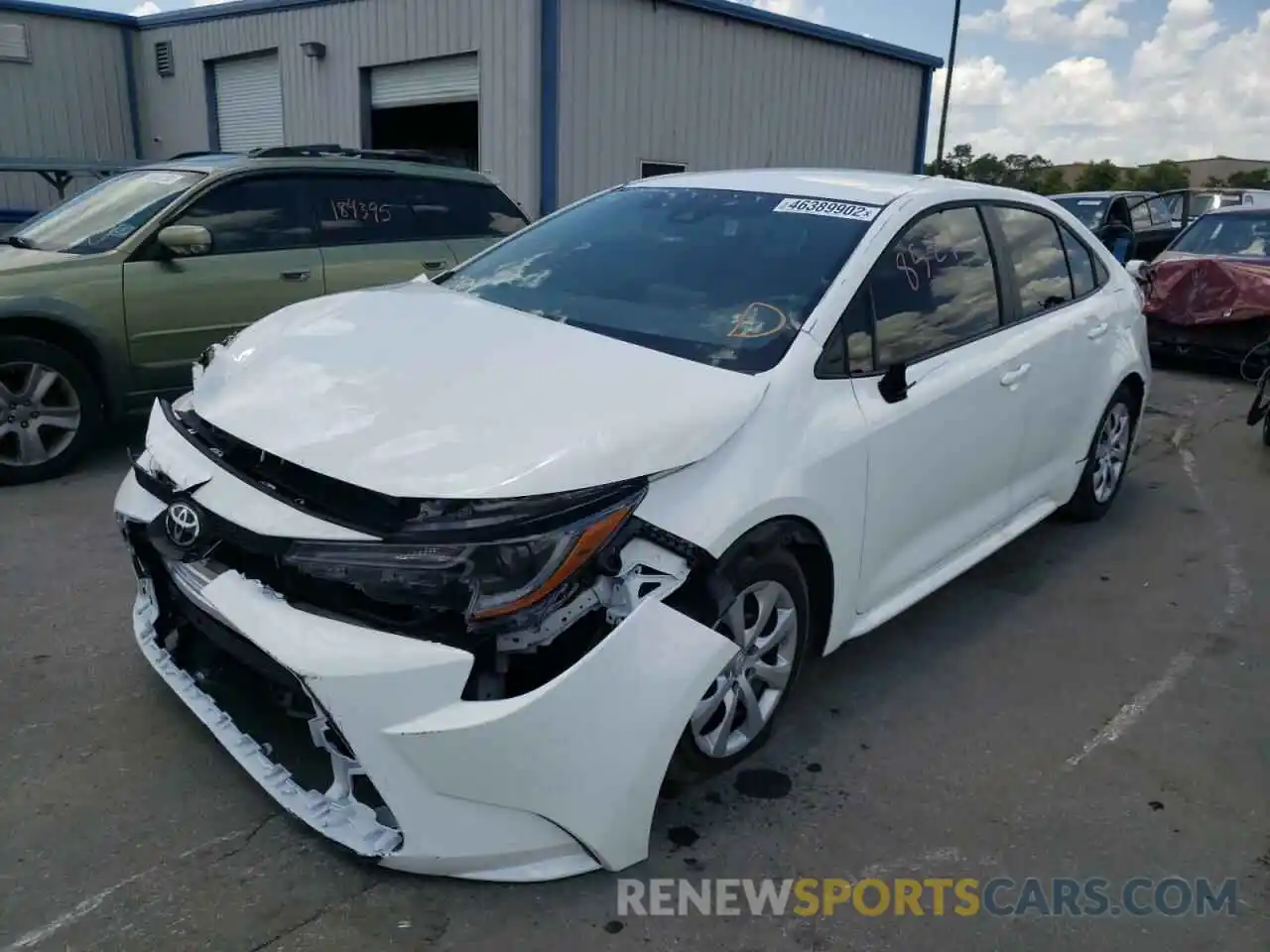 2 Photograph of a damaged car 5YFEPMAE5NP290204 TOYOTA COROLLA 2022