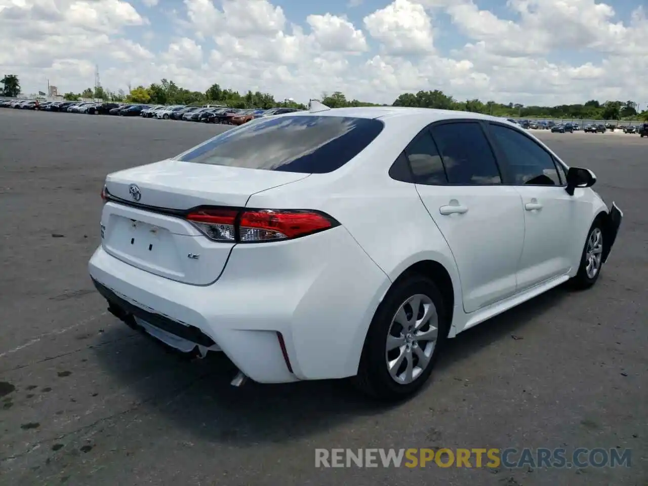 4 Photograph of a damaged car 5YFEPMAE5NP290204 TOYOTA COROLLA 2022