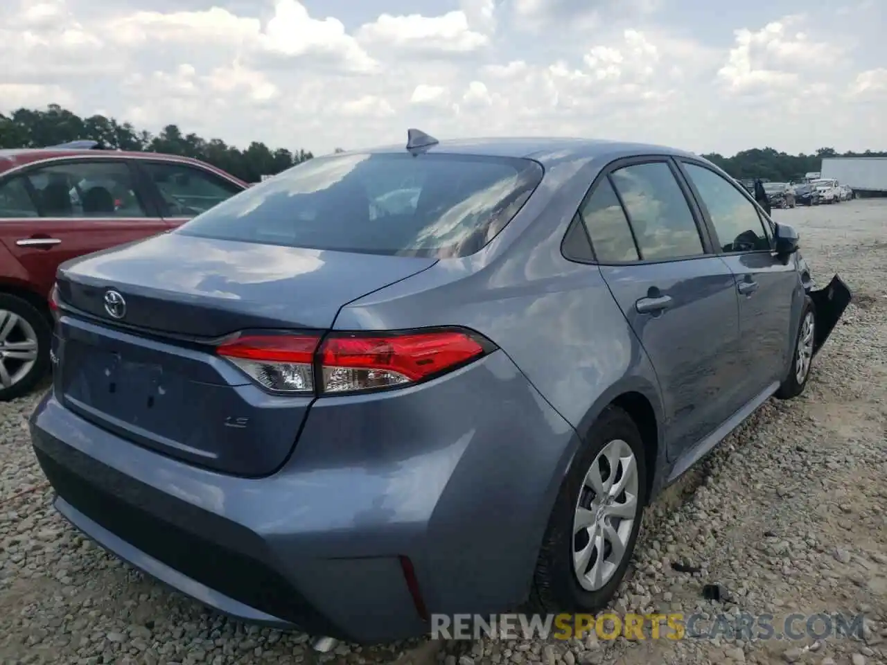 4 Photograph of a damaged car 5YFEPMAE5NP292096 TOYOTA COROLLA 2022