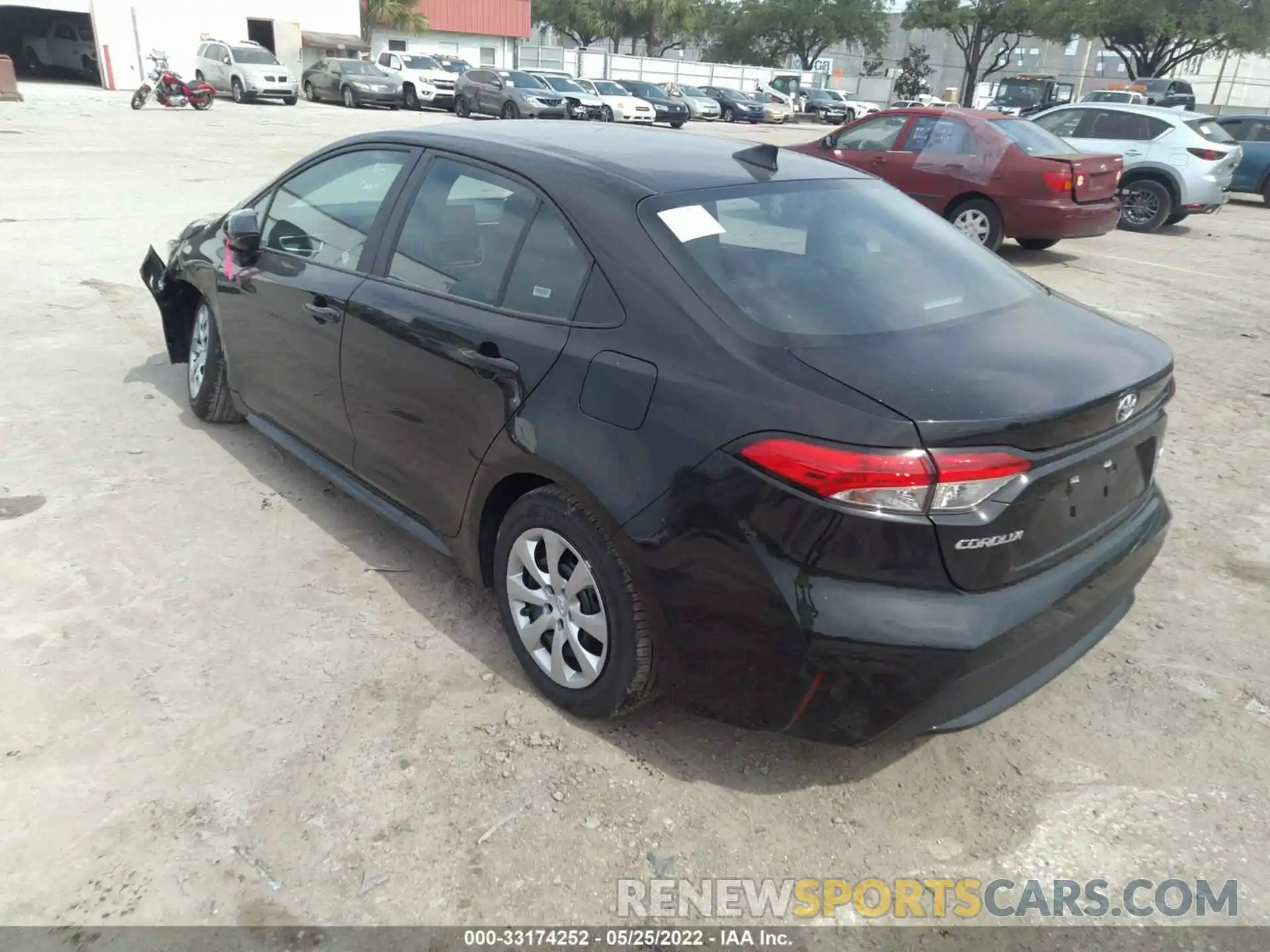 3 Photograph of a damaged car 5YFEPMAE5NP295144 TOYOTA COROLLA 2022