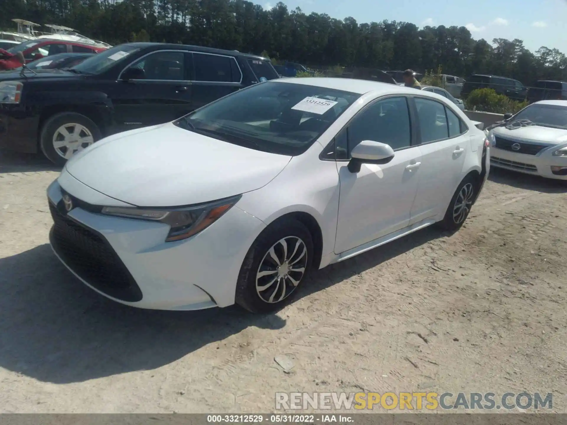 2 Photograph of a damaged car 5YFEPMAE5NP298111 TOYOTA COROLLA 2022