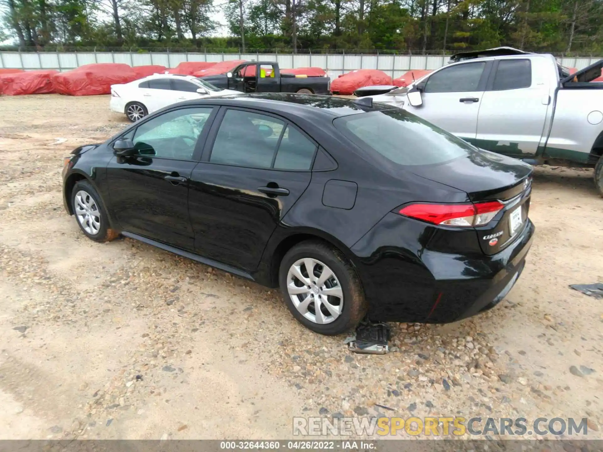 3 Photograph of a damaged car 5YFEPMAE5NP303825 TOYOTA COROLLA 2022