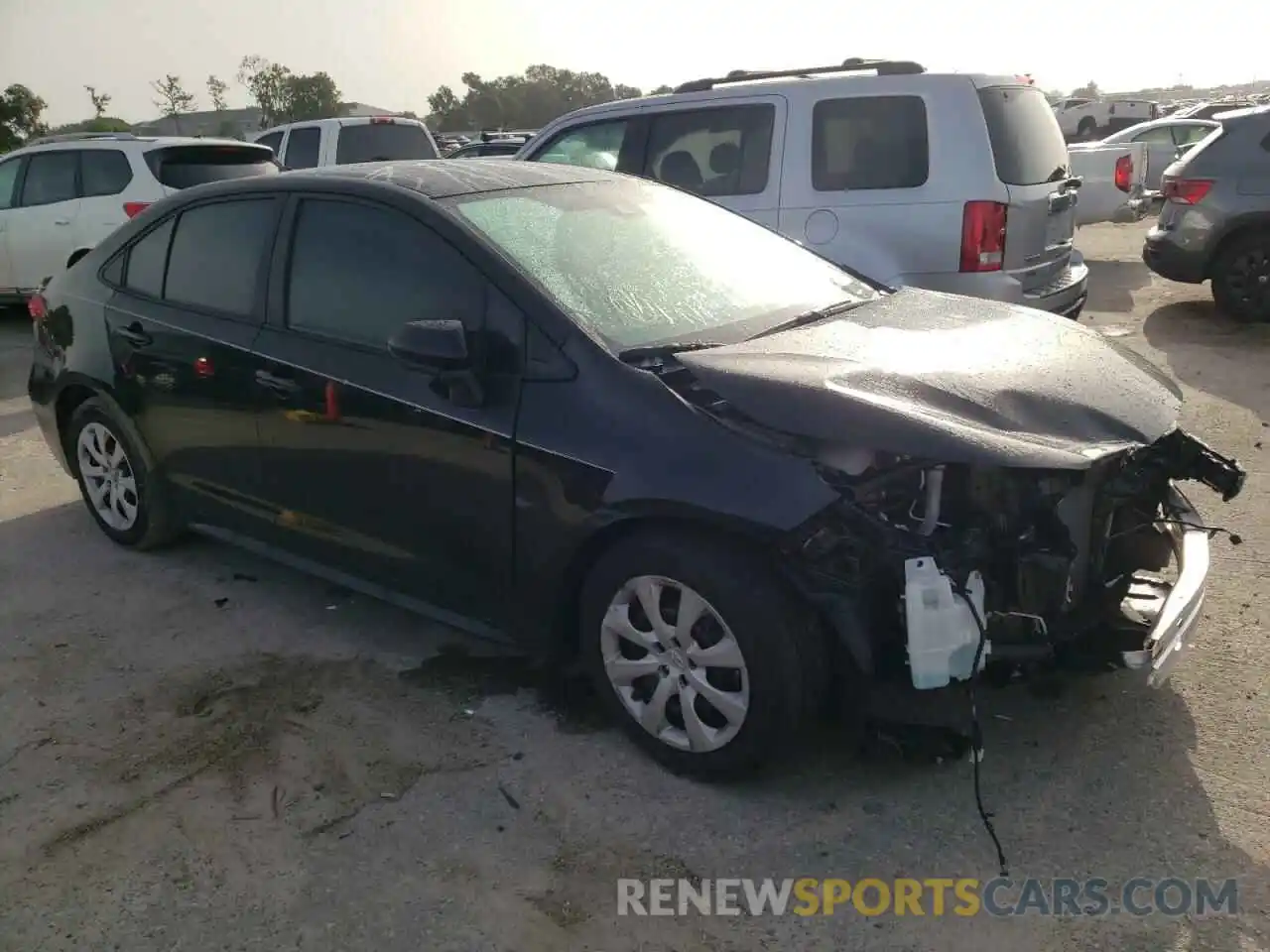 1 Photograph of a damaged car 5YFEPMAE5NP304554 TOYOTA COROLLA 2022