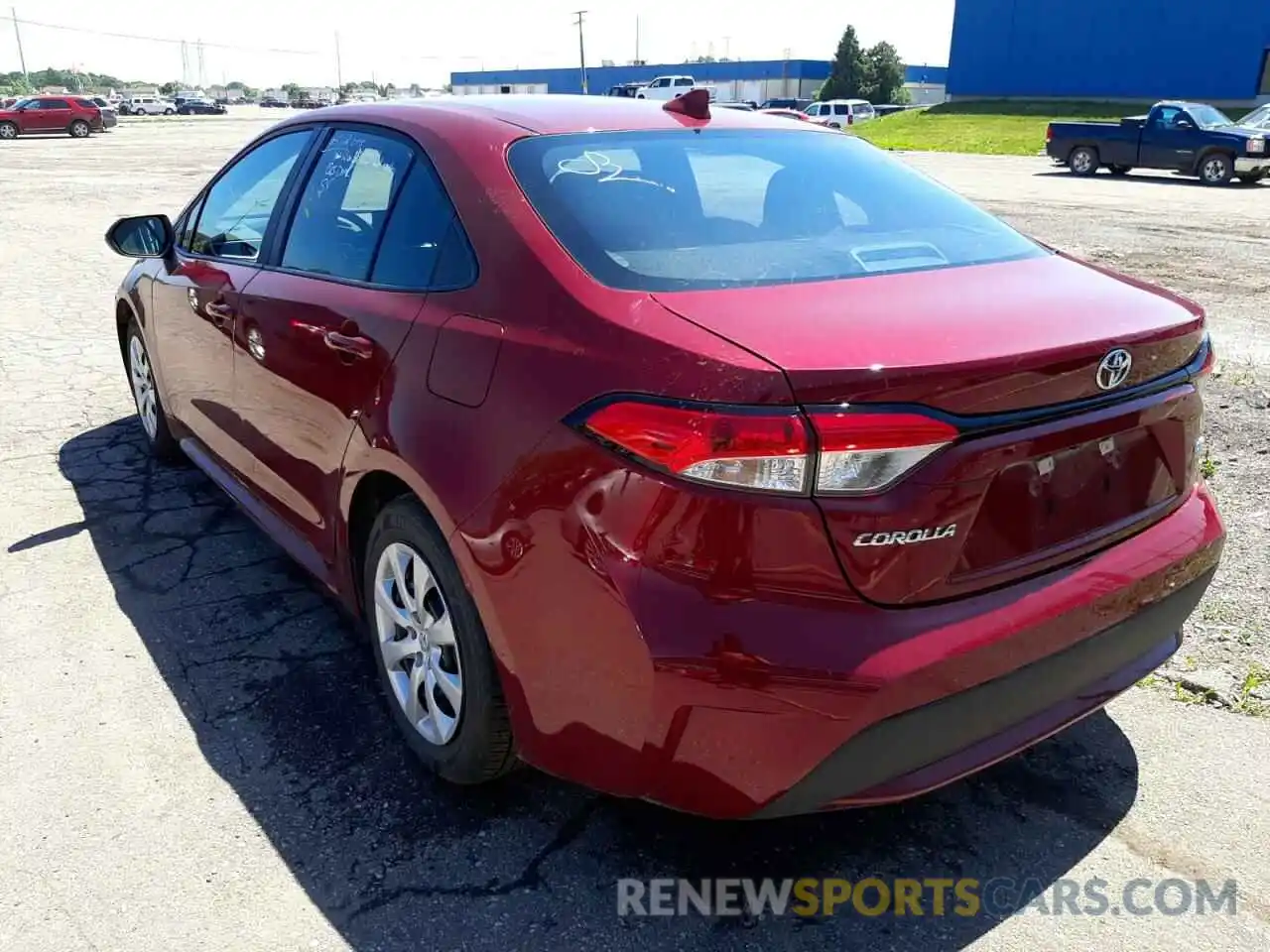 3 Photograph of a damaged car 5YFEPMAE5NP316722 TOYOTA COROLLA 2022