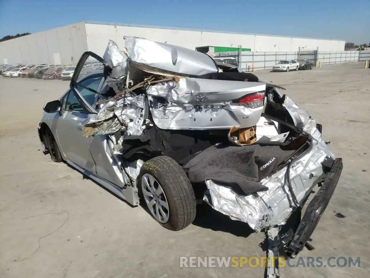 3 Photograph of a damaged car 5YFEPMAE5NP327378 TOYOTA COROLLA 2022