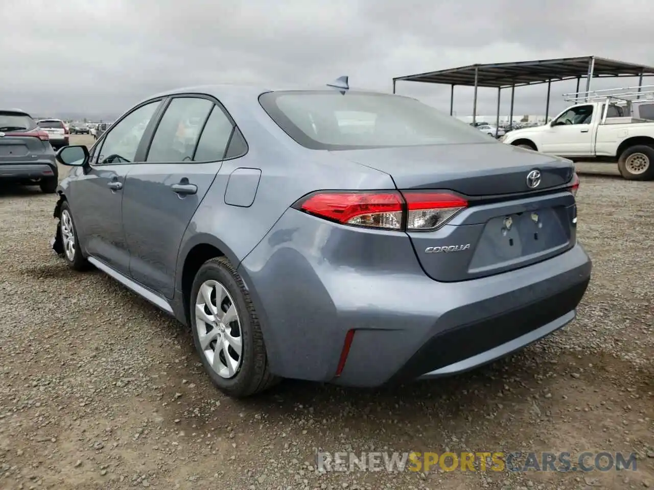 3 Photograph of a damaged car 5YFEPMAE5NP329406 TOYOTA COROLLA 2022