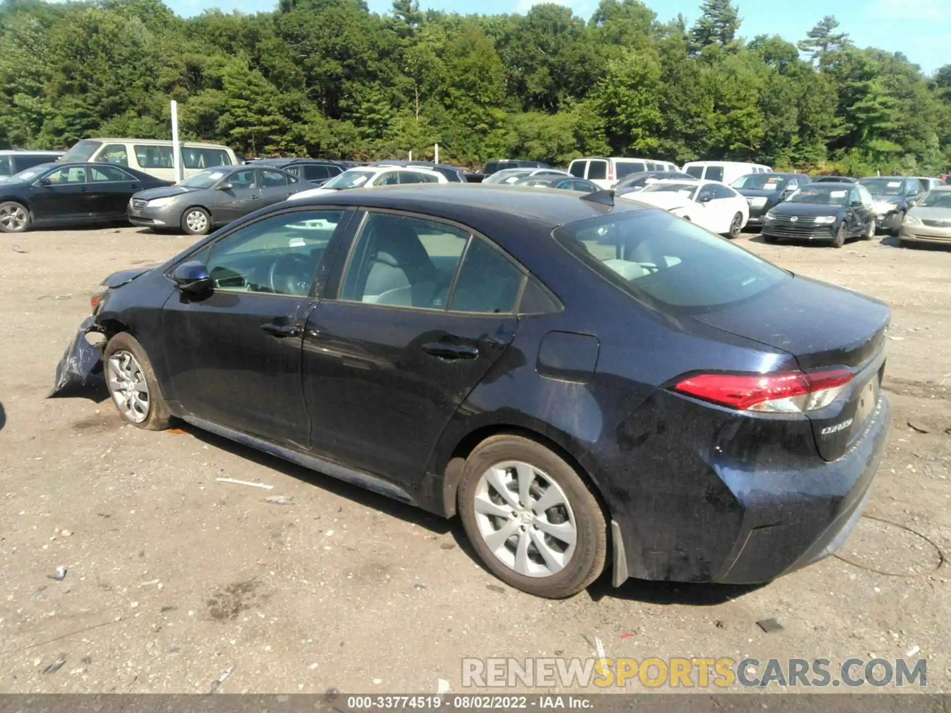 3 Photograph of a damaged car 5YFEPMAE5NP336226 TOYOTA COROLLA 2022