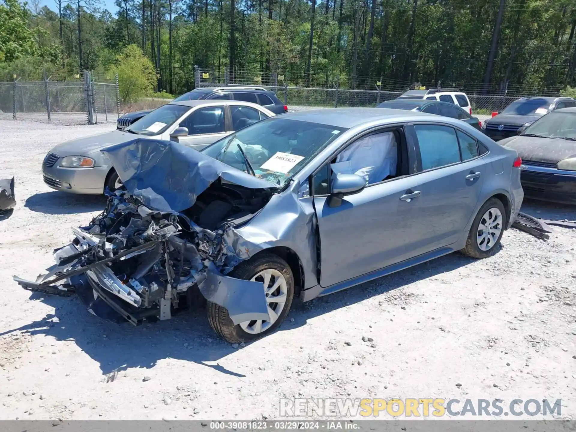 2 Photograph of a damaged car 5YFEPMAE5NP338915 TOYOTA COROLLA 2022