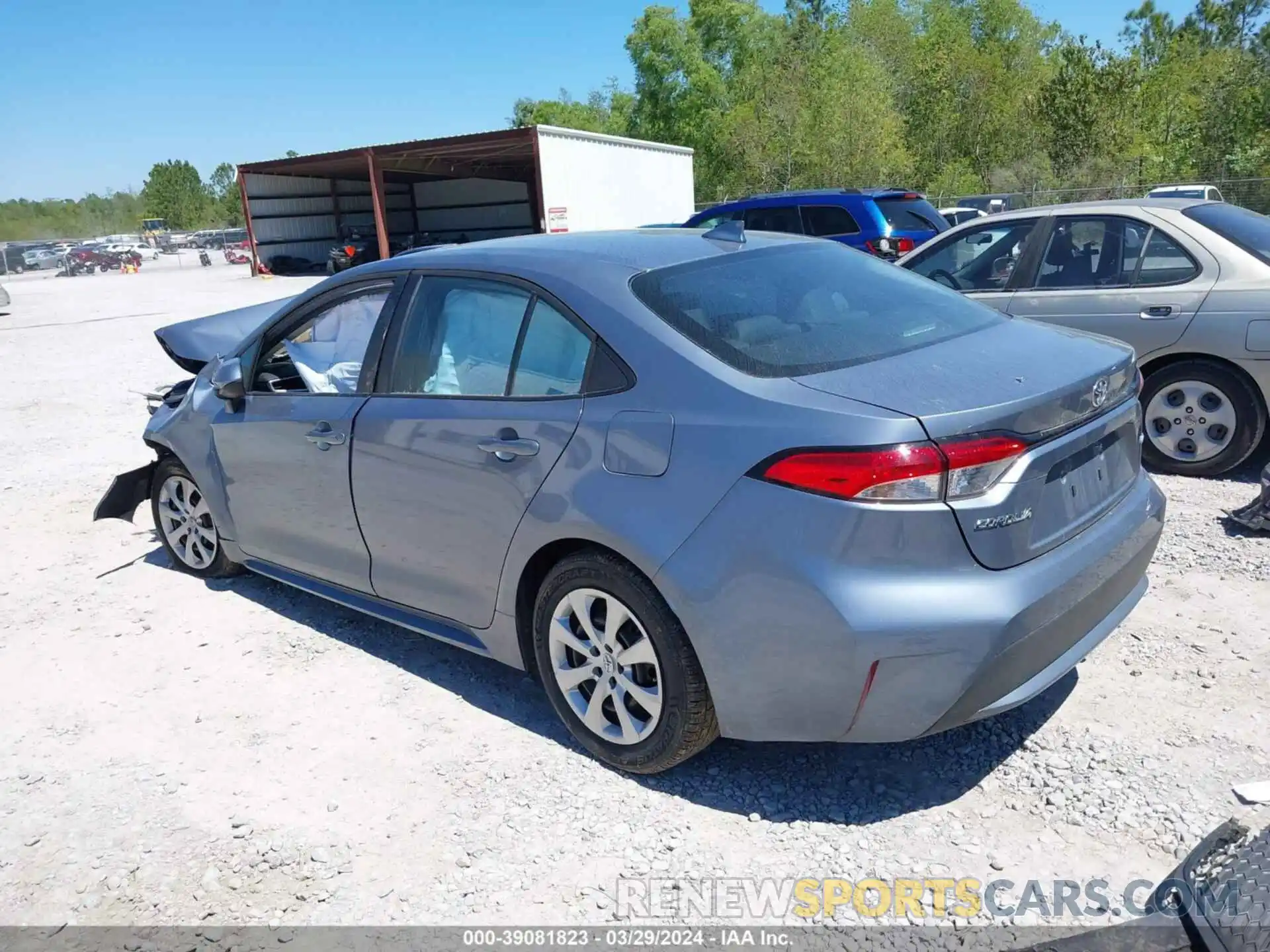 3 Photograph of a damaged car 5YFEPMAE5NP338915 TOYOTA COROLLA 2022