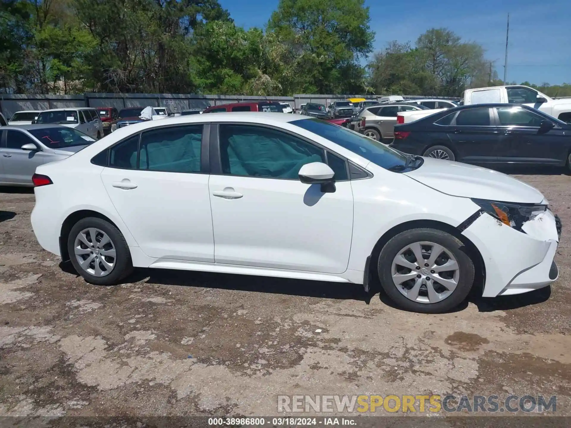 13 Photograph of a damaged car 5YFEPMAE5NP348652 TOYOTA COROLLA 2022