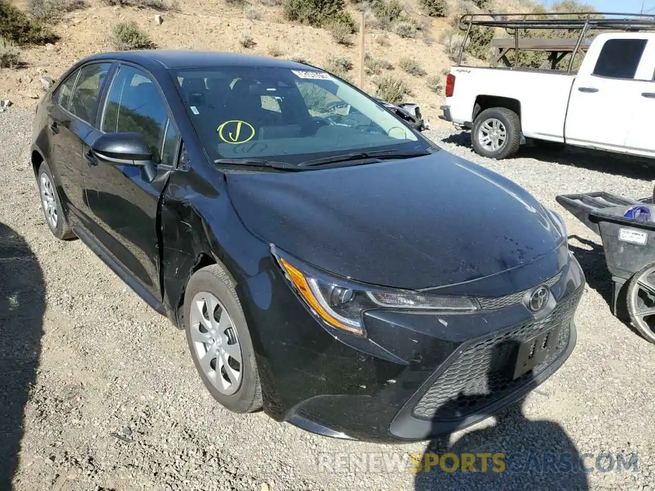 1 Photograph of a damaged car 5YFEPMAE6NP271709 TOYOTA COROLLA 2022