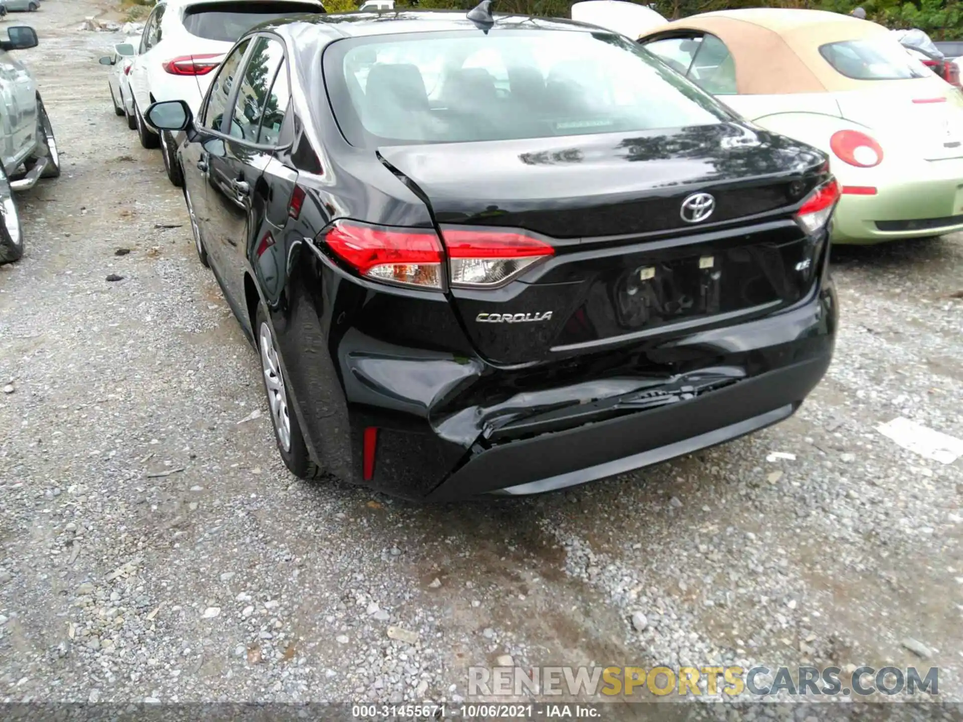 6 Photograph of a damaged car 5YFEPMAE6NP272942 TOYOTA COROLLA 2022