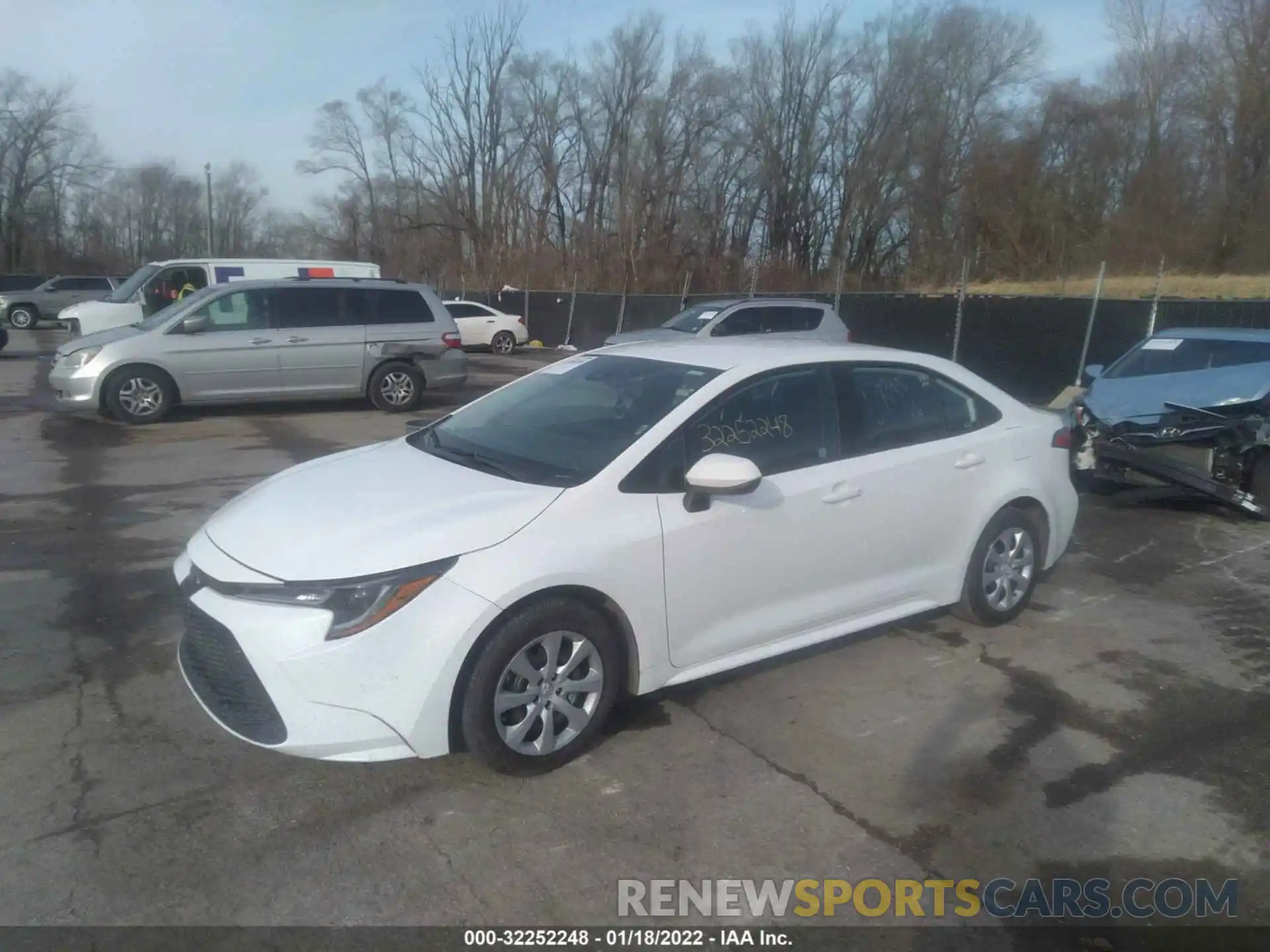 2 Photograph of a damaged car 5YFEPMAE6NP273475 TOYOTA COROLLA 2022