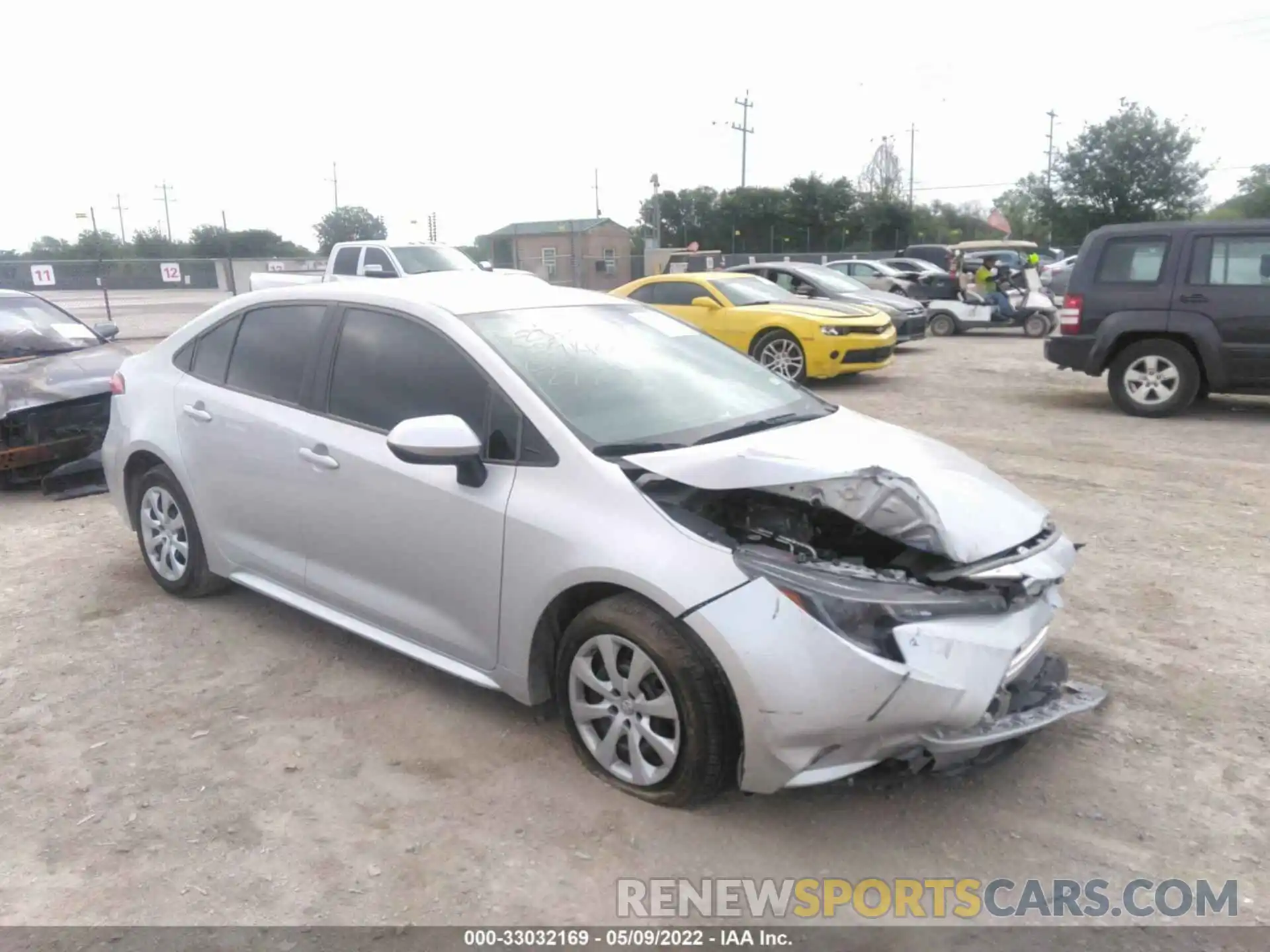 1 Photograph of a damaged car 5YFEPMAE6NP273833 TOYOTA COROLLA 2022