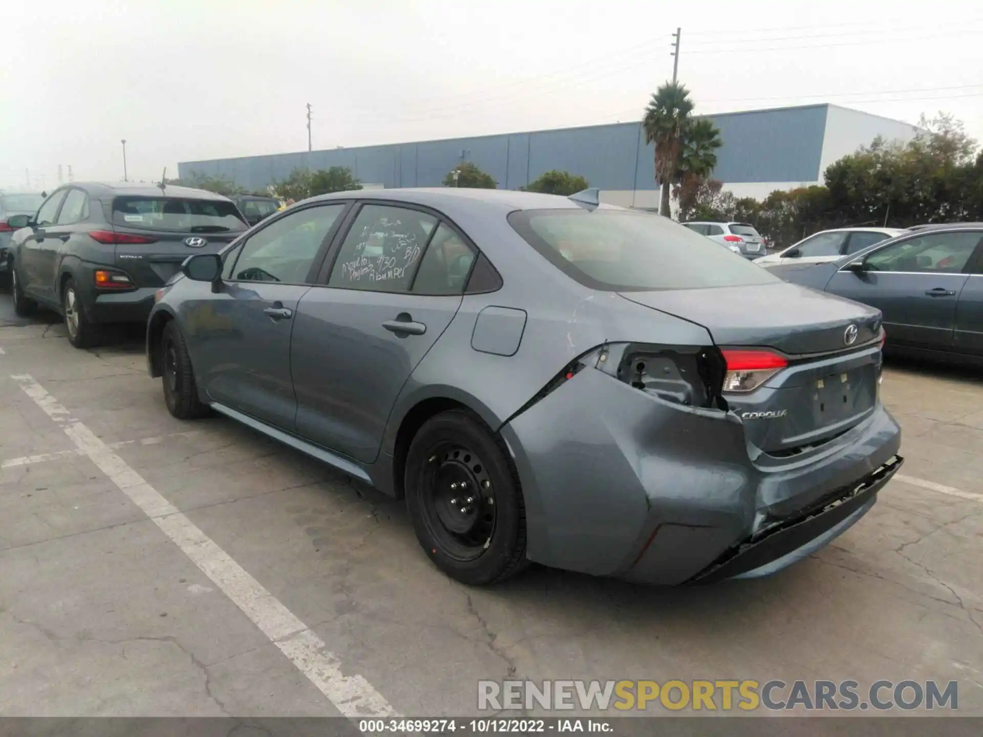 3 Photograph of a damaged car 5YFEPMAE6NP274156 TOYOTA COROLLA 2022