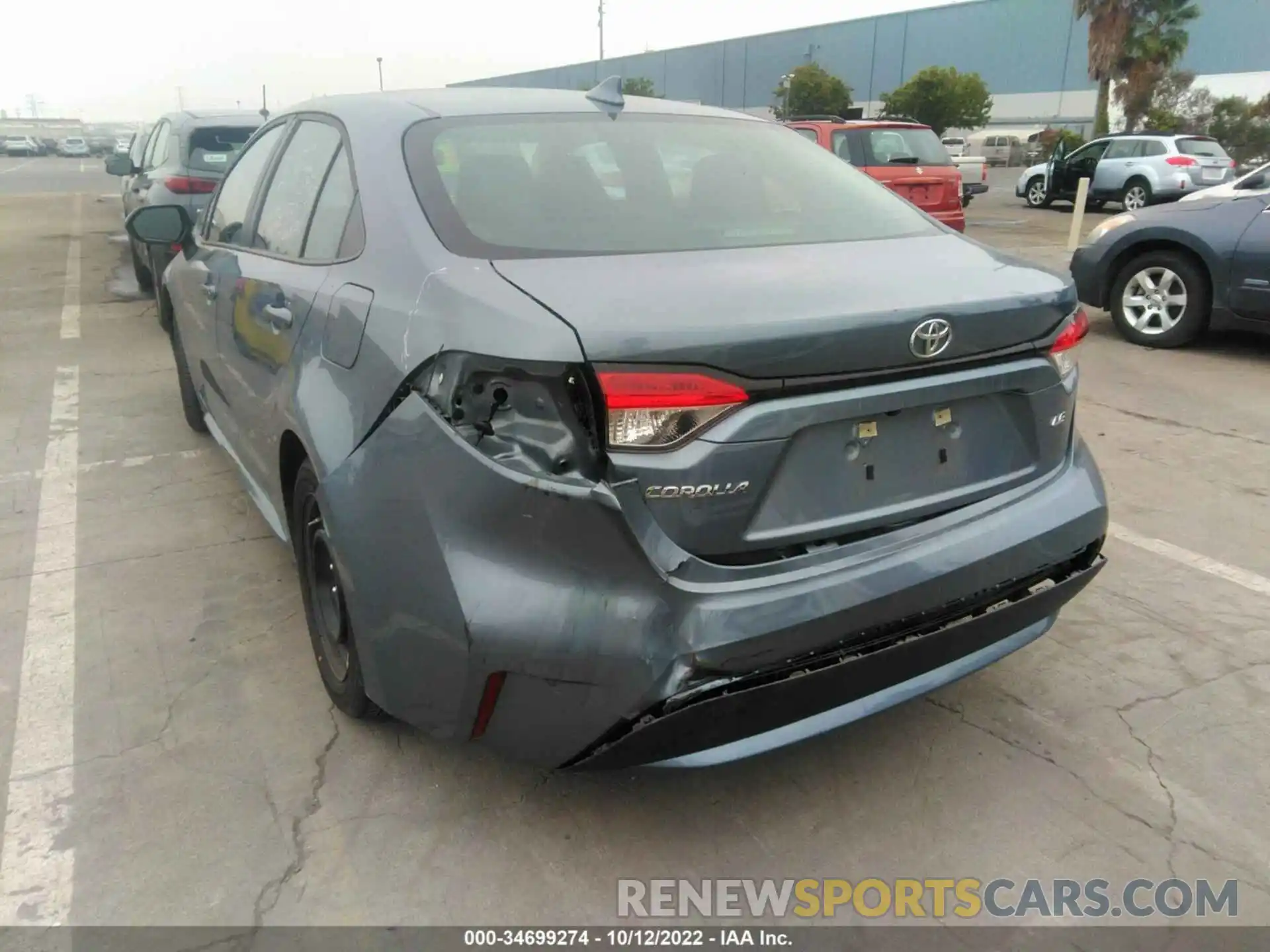 6 Photograph of a damaged car 5YFEPMAE6NP274156 TOYOTA COROLLA 2022