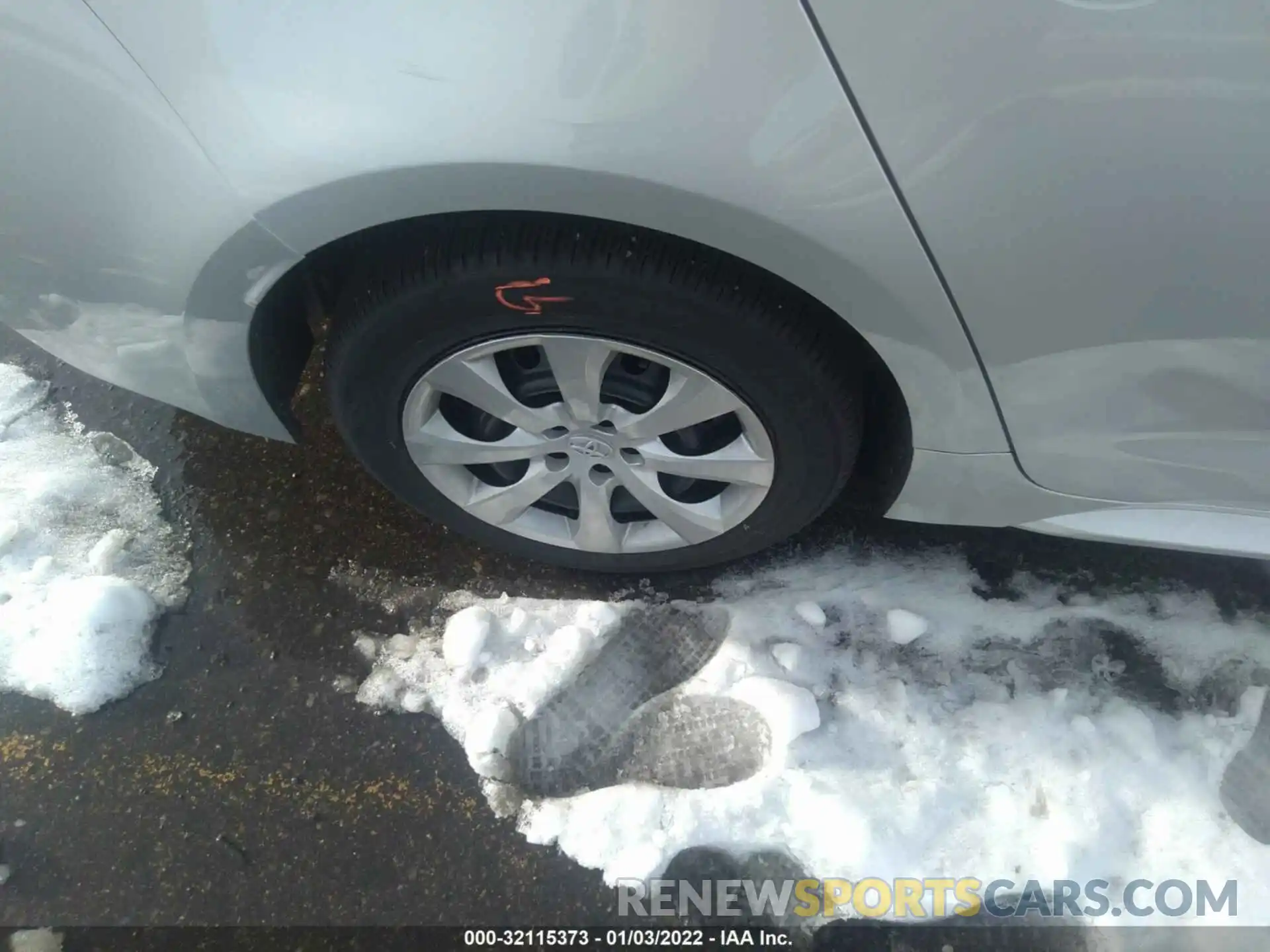 15 Photograph of a damaged car 5YFEPMAE6NP274514 TOYOTA COROLLA 2022