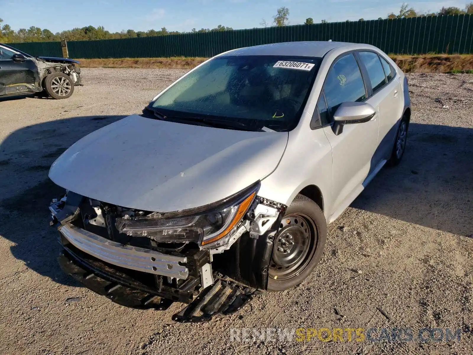 2 Photograph of a damaged car 5YFEPMAE6NP277378 TOYOTA COROLLA 2022